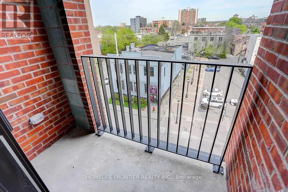 532 - 1 JARVIS STREET