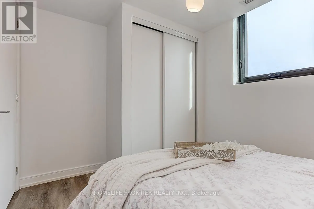 532 - 1 JARVIS STREET