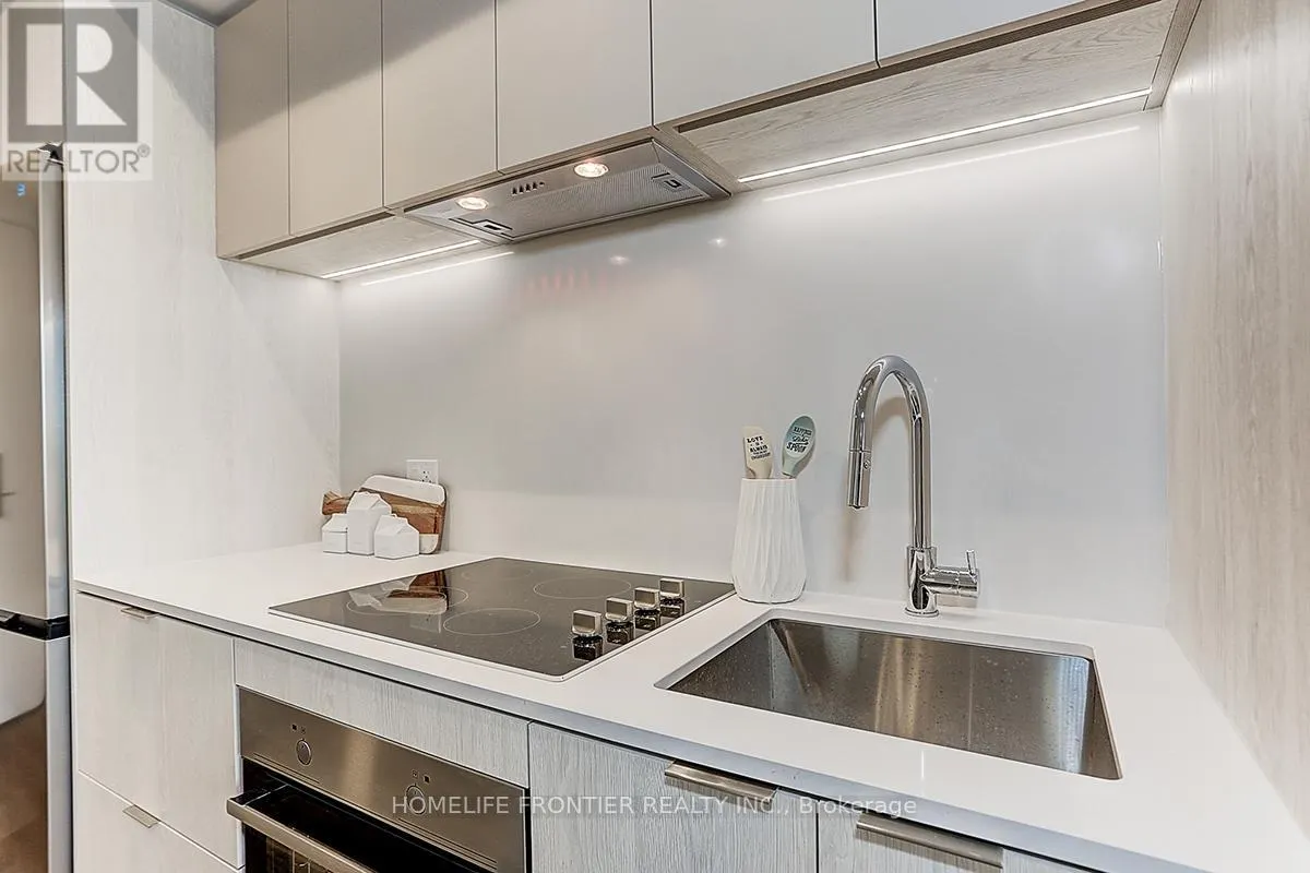 532 - 1 JARVIS STREET