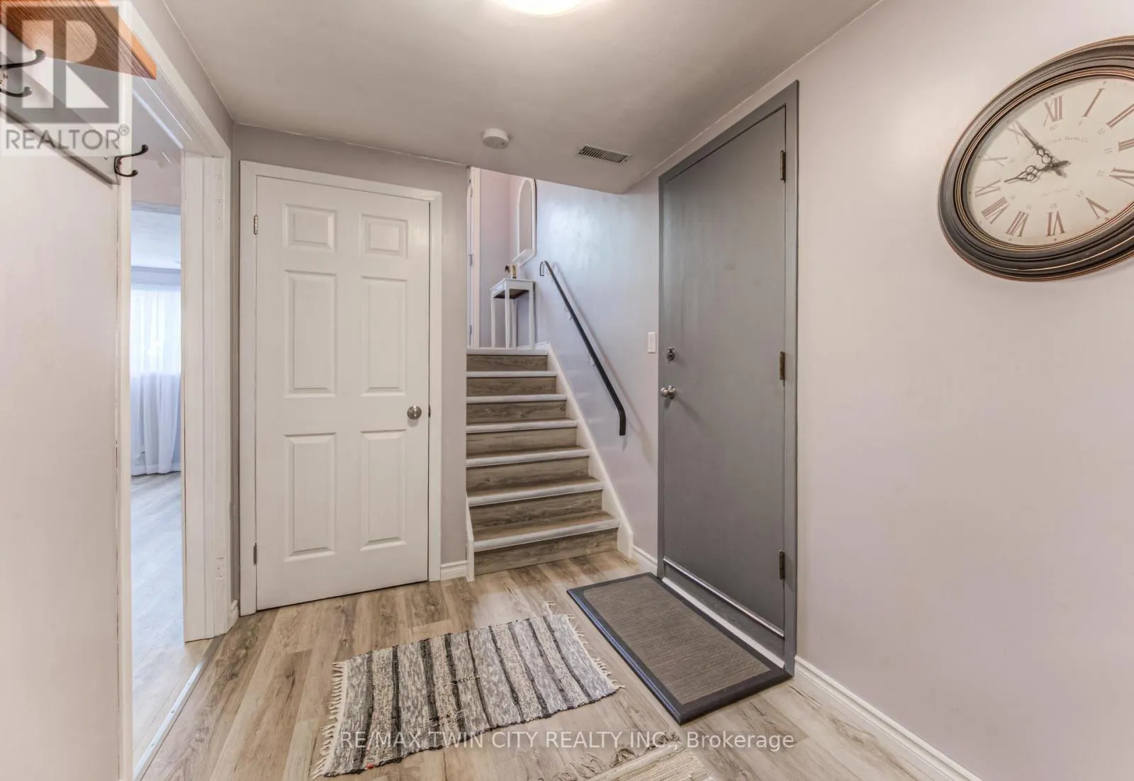 87 RADCLIFFE DRIVE