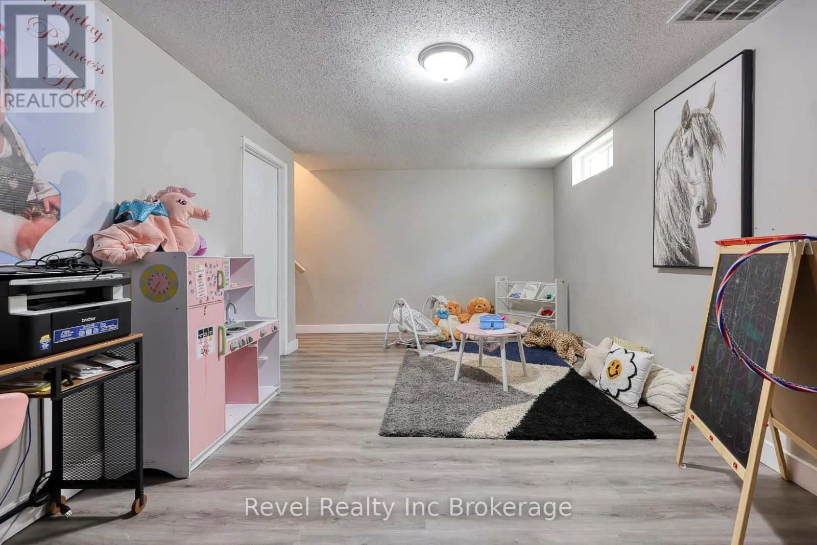 20 - 380 QUARTER TOWN LINE ROAD, #20