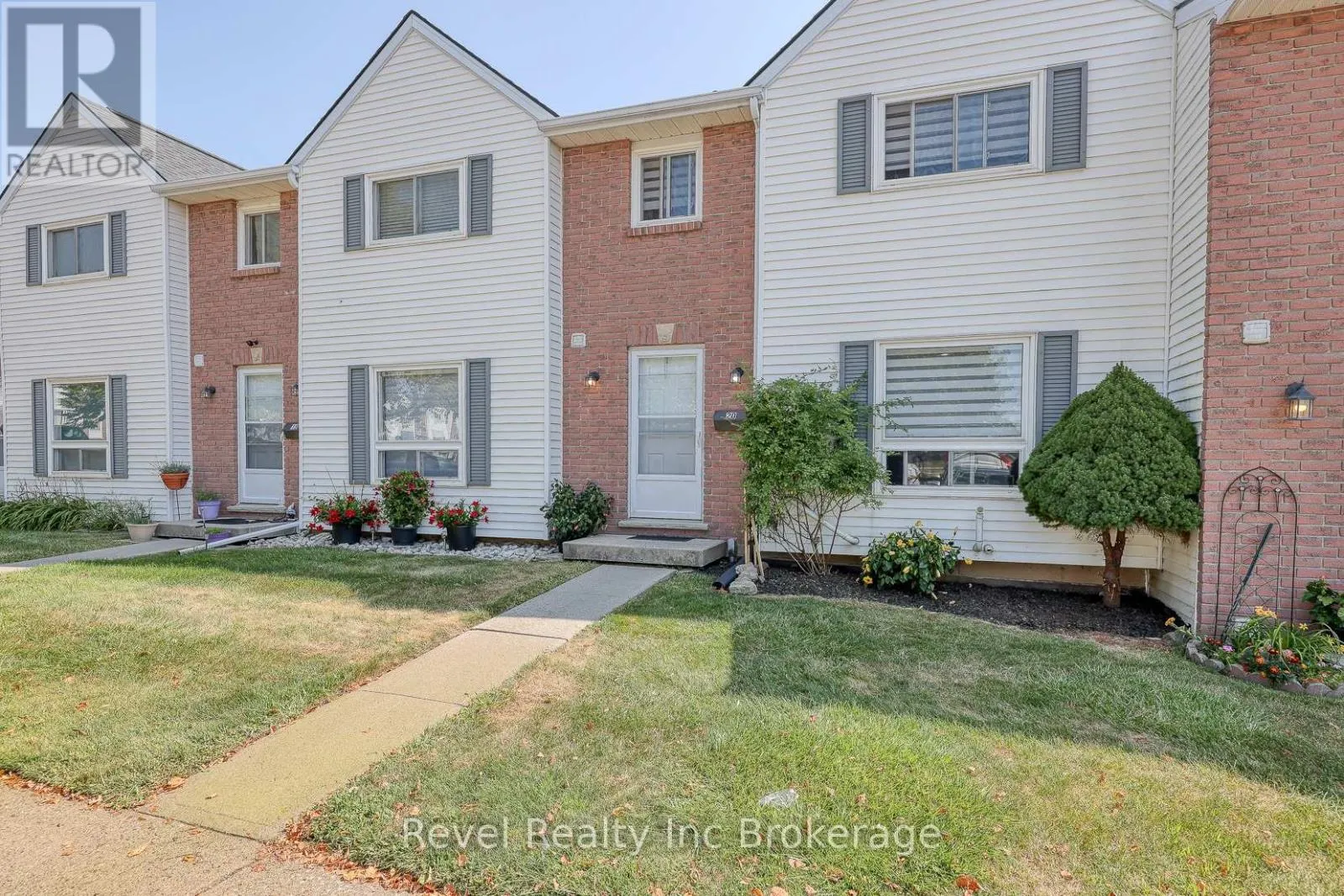 20 - 380 QUARTER TOWN LINE ROAD, #20