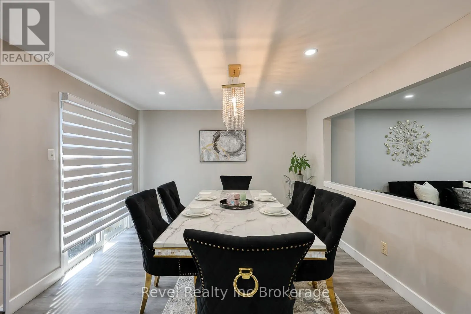 20 - 380 QUARTER TOWN LINE ROAD, #20