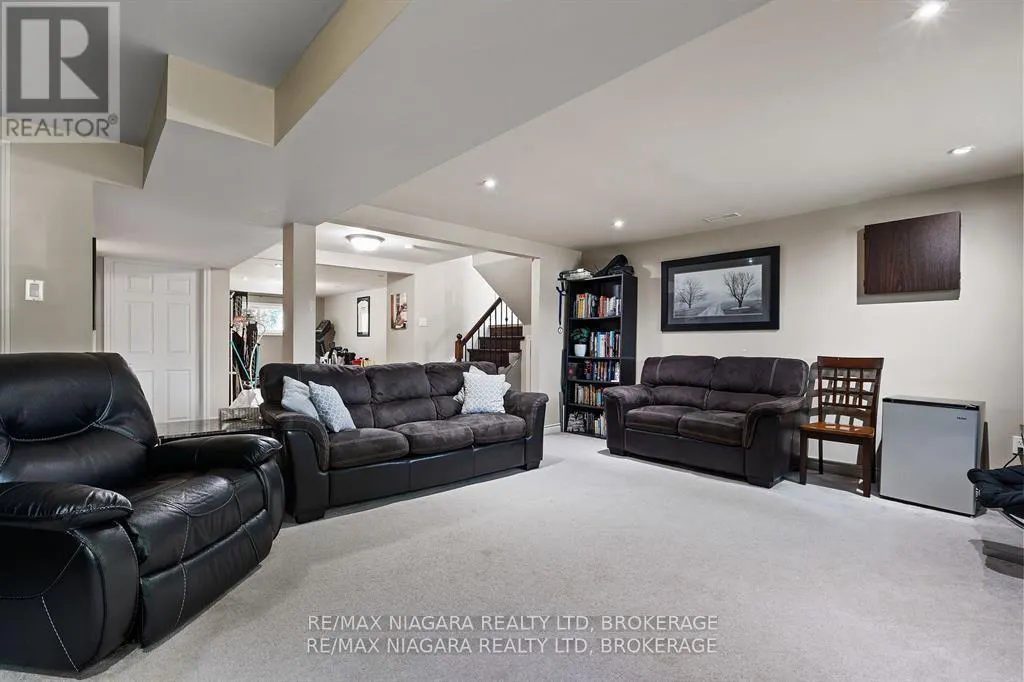 5892 THERESA STREET