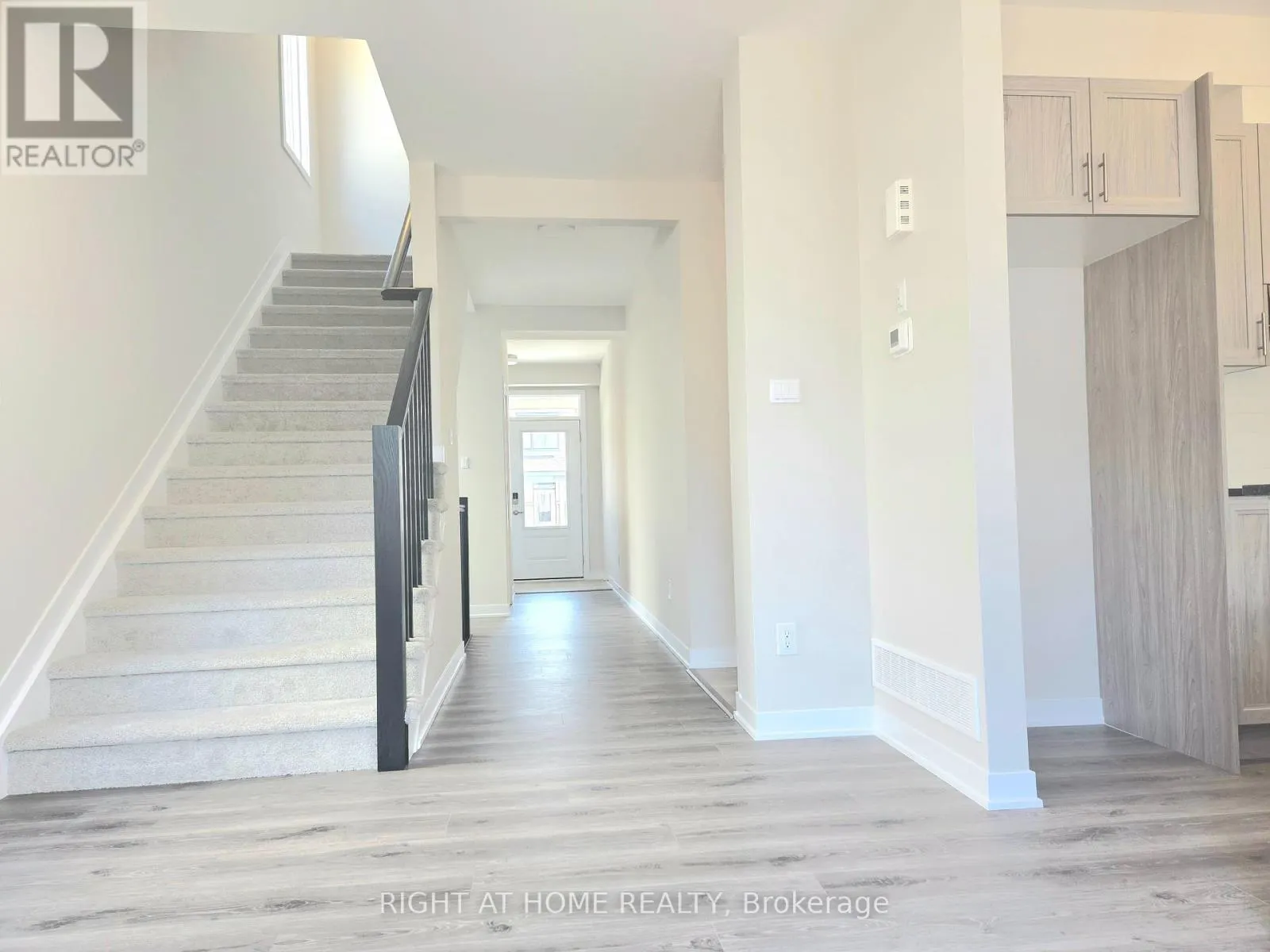 862 ANDESITE TERRACE