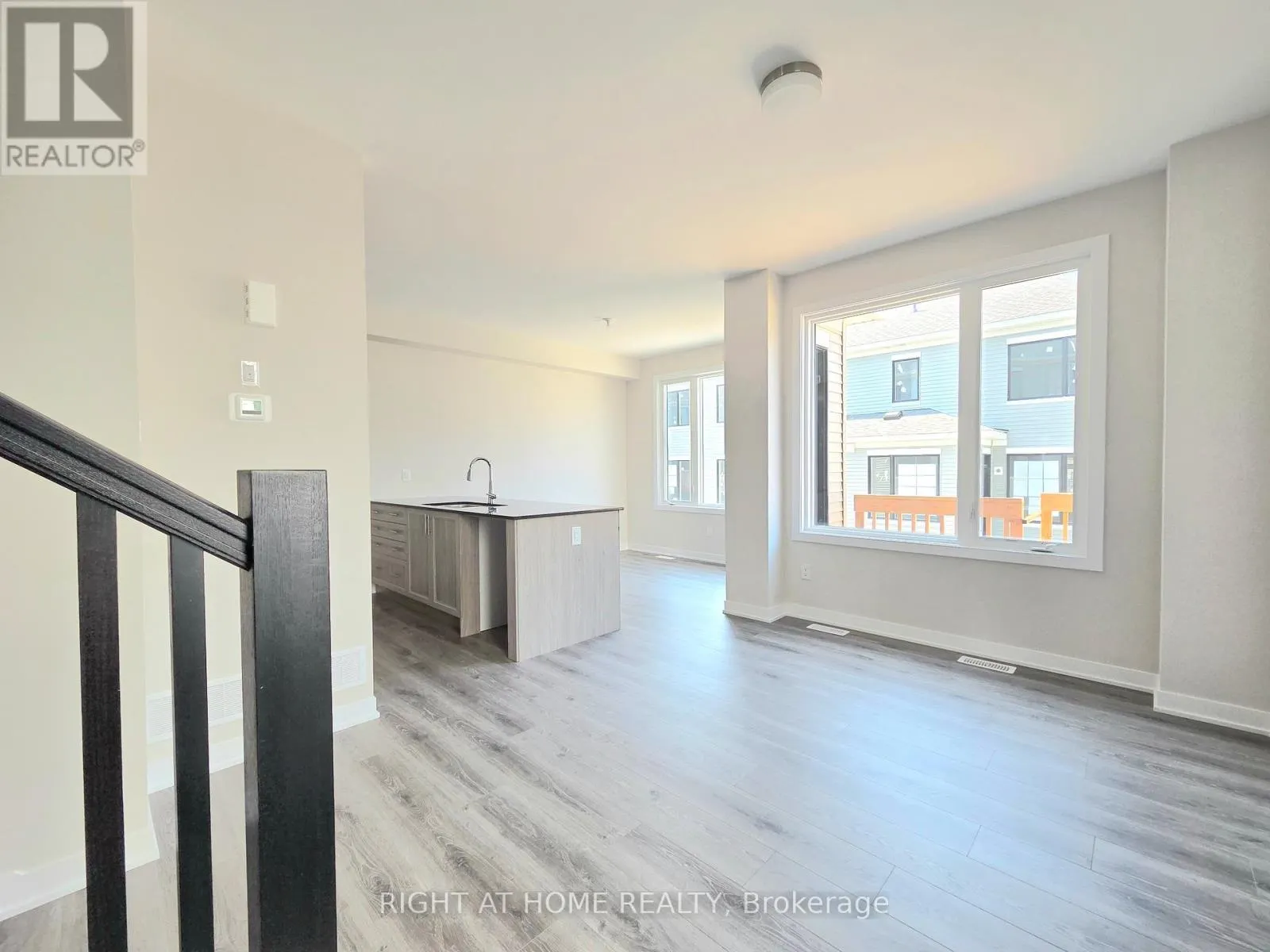 862 ANDESITE TERRACE