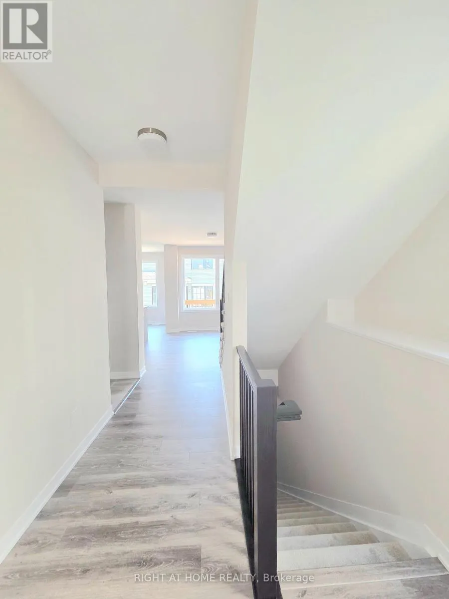 862 ANDESITE TERRACE