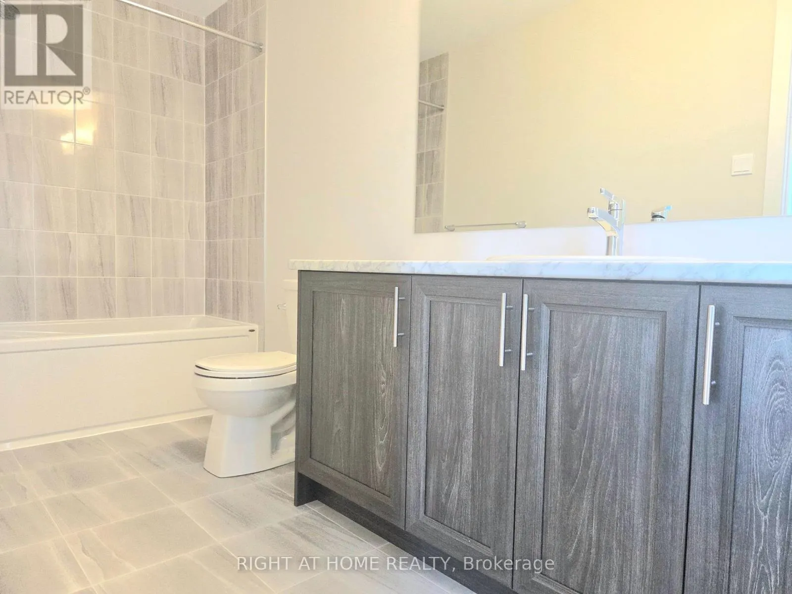 862 ANDESITE TERRACE