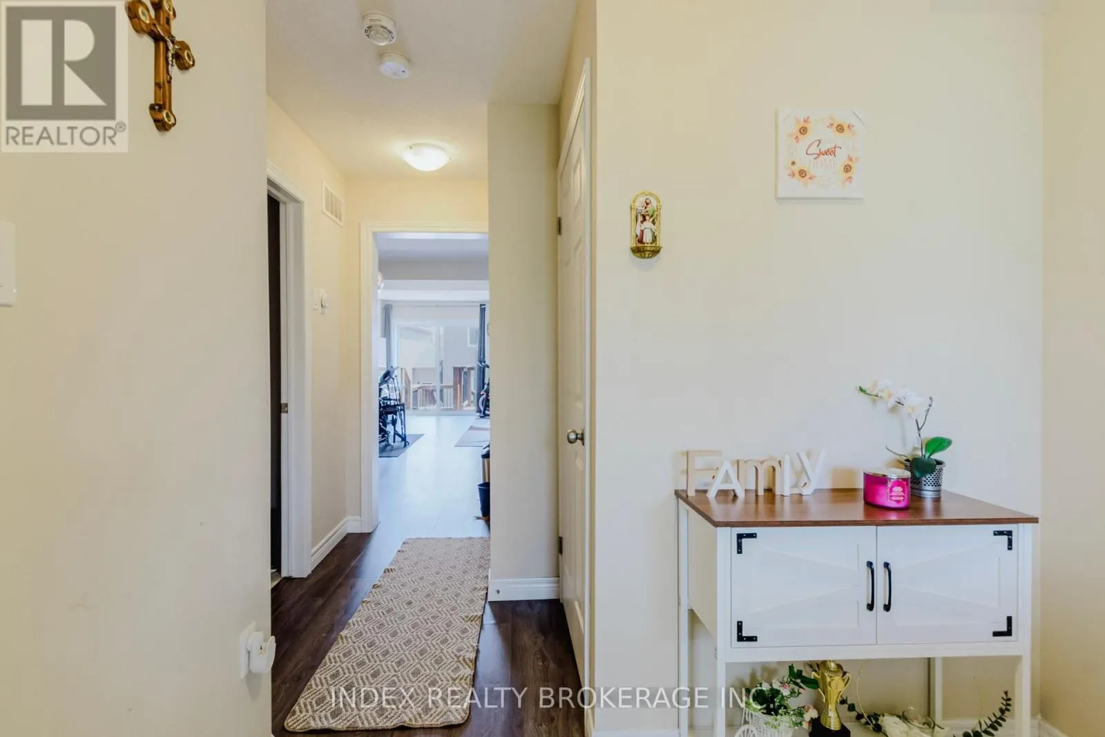 207 EDEN OAK TRAIL
