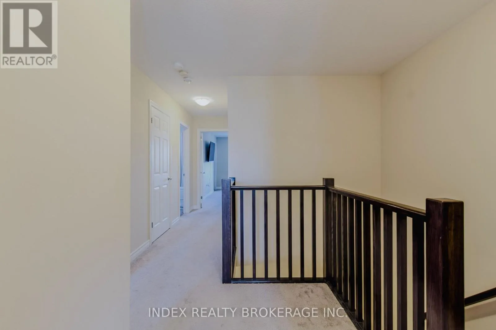 207 EDEN OAK TRAIL