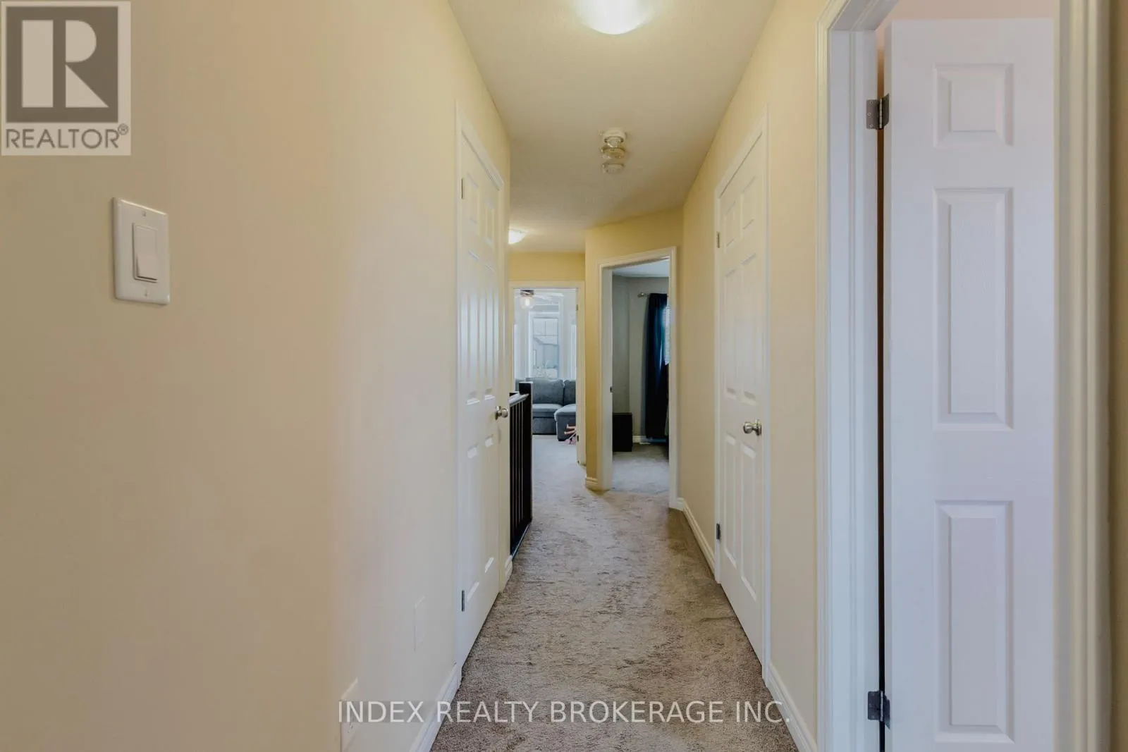 207 EDEN OAK TRAIL