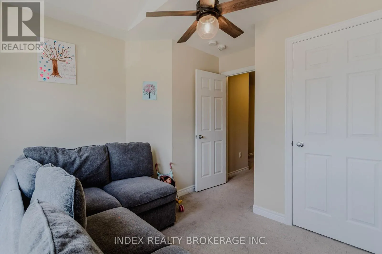 207 EDEN OAK TRAIL