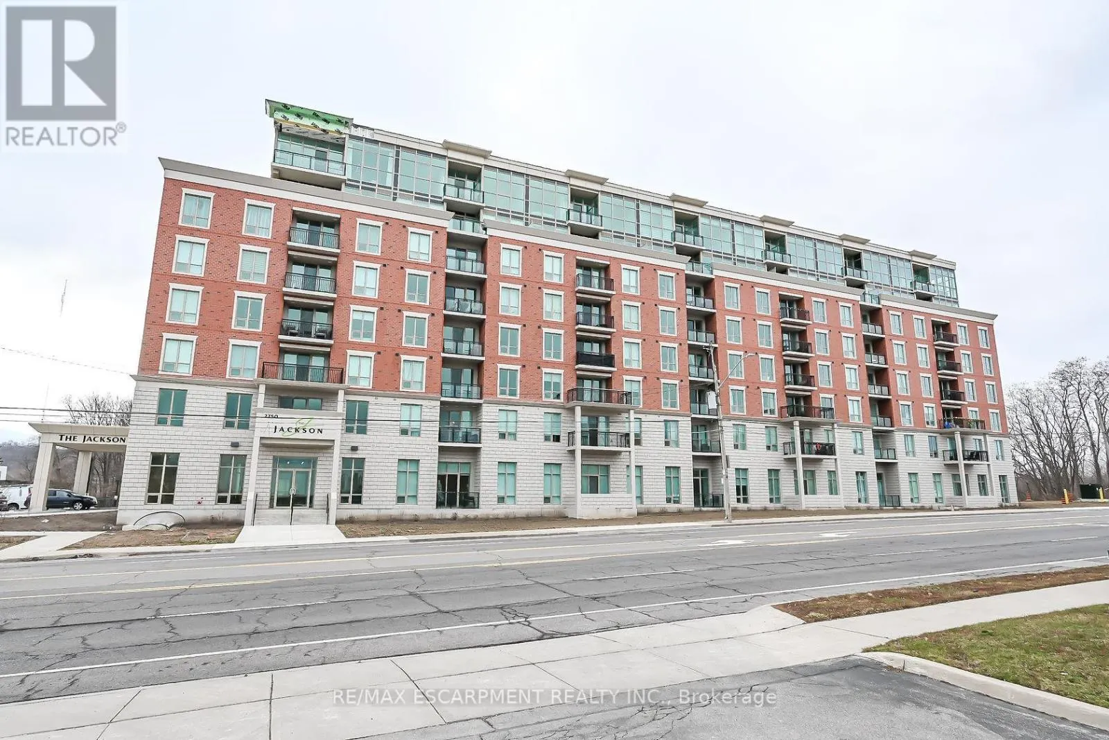 706 - 2750 KING STREET E