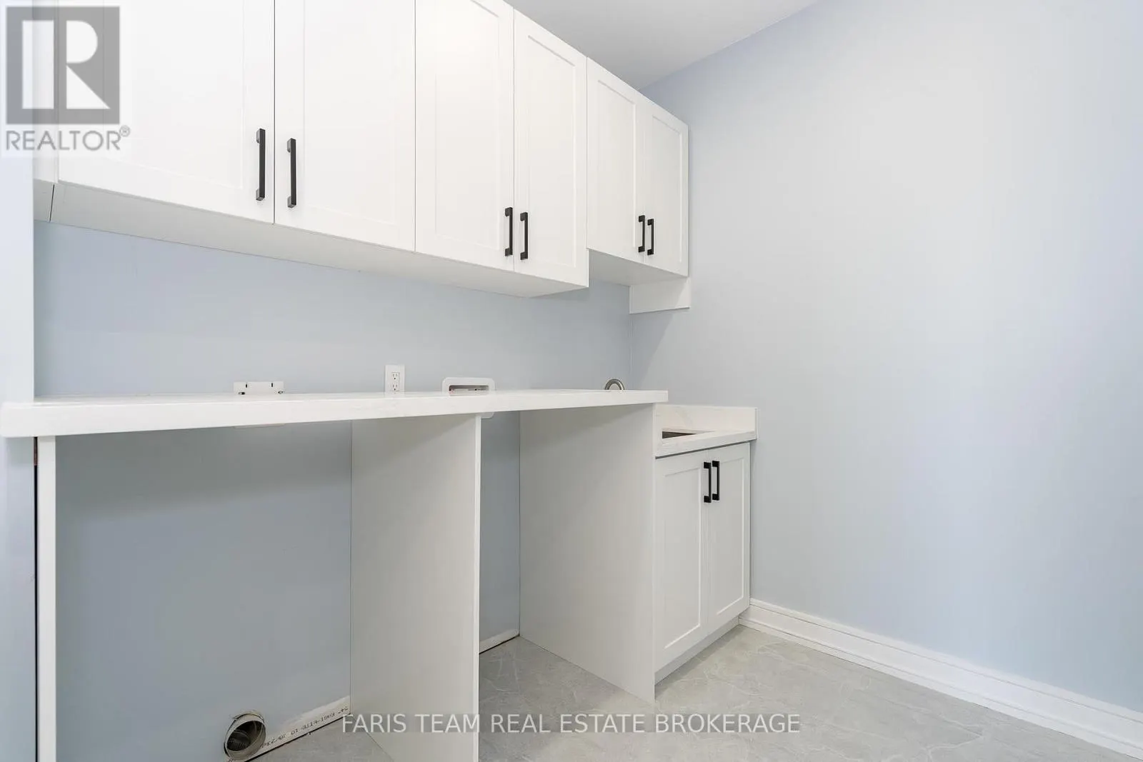 409381 GREY ROAD 4
