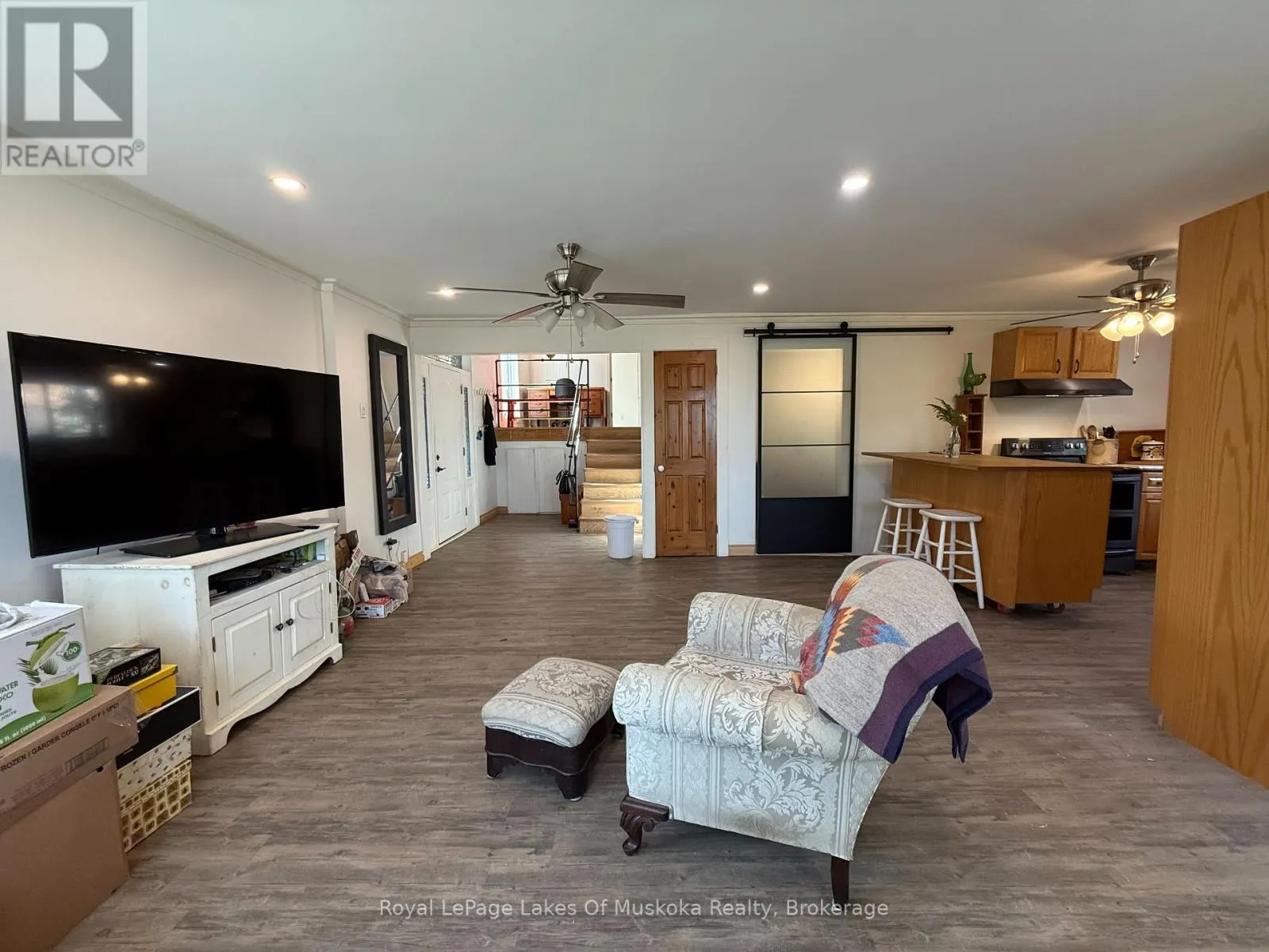 48 KITCHEN ROAD S