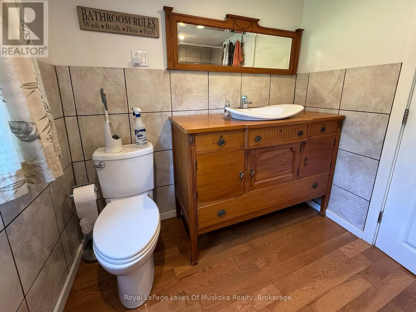 48 KITCHEN ROAD S