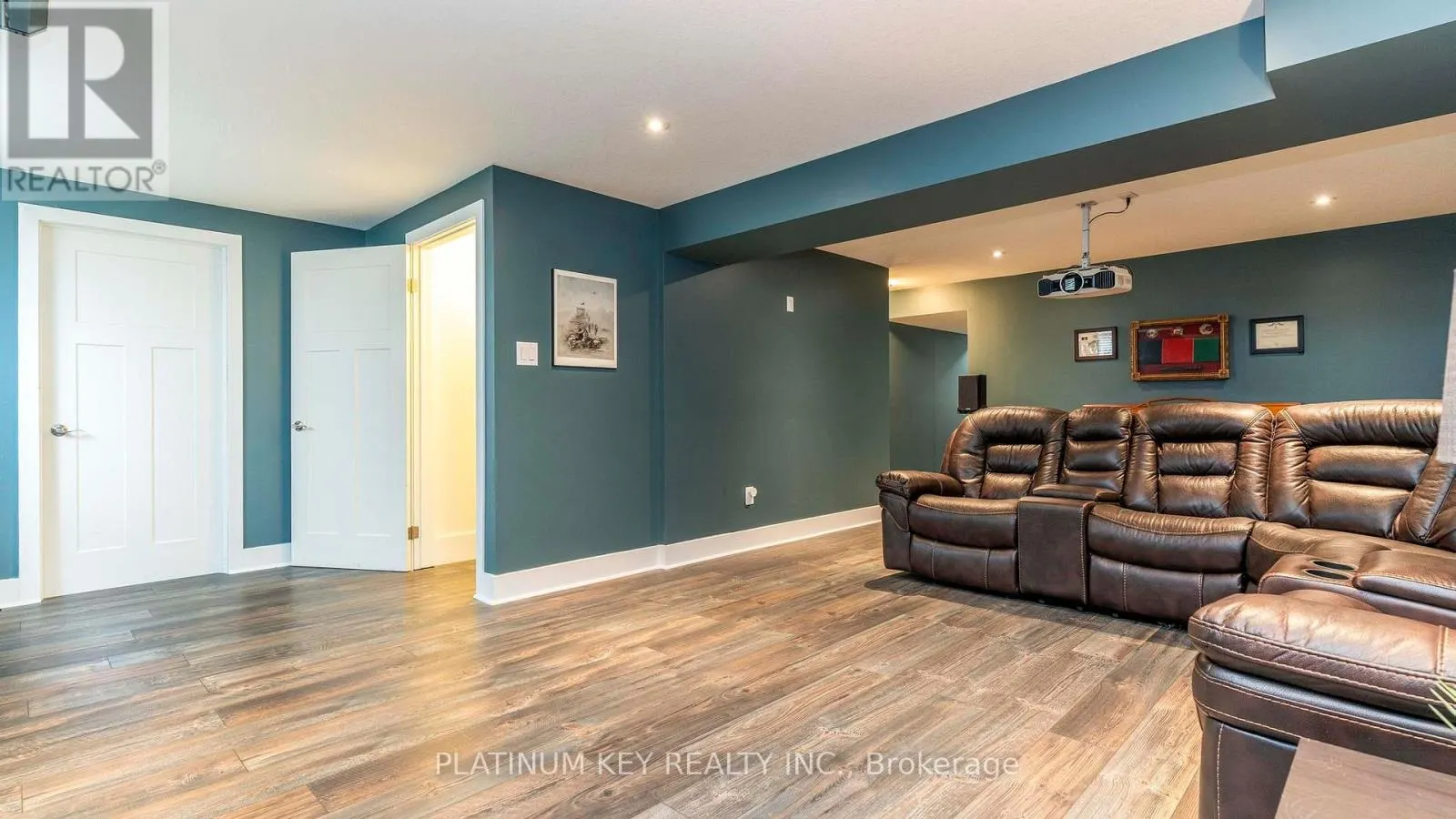688 WOODS EDGE ROAD