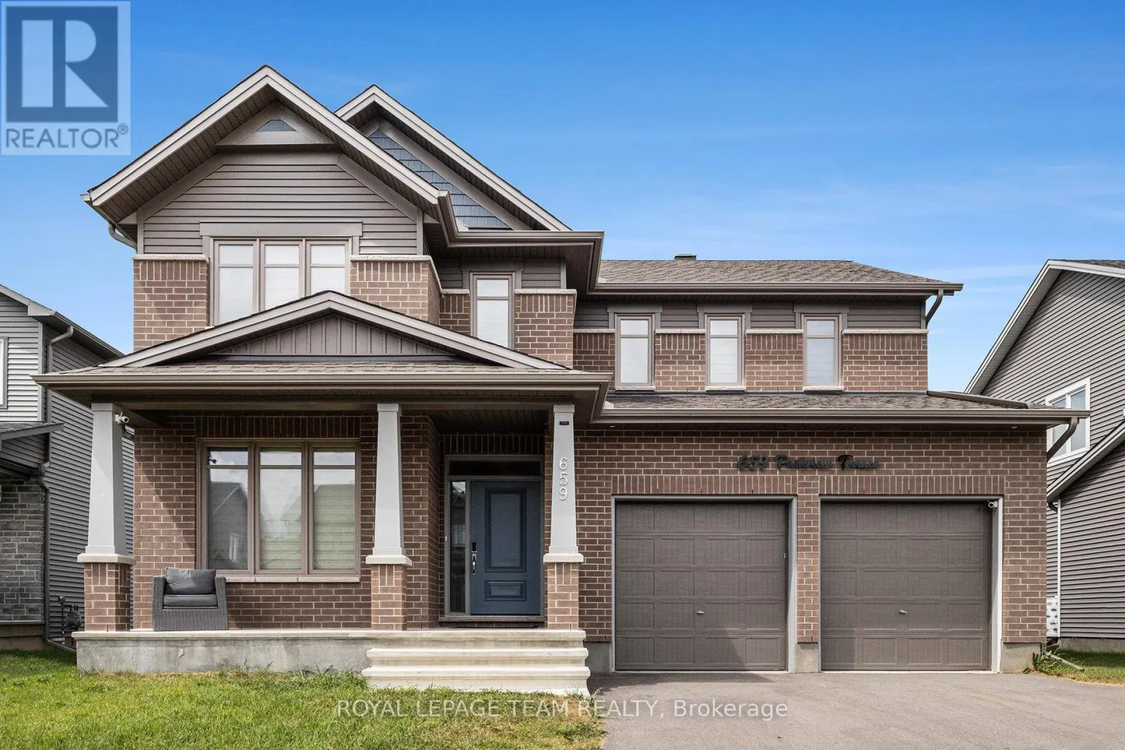 659 PARKVIEW TERRACE