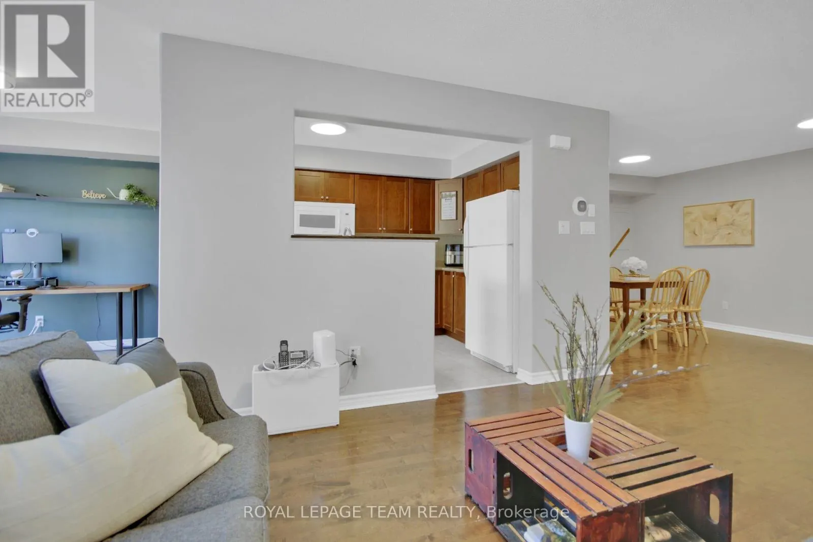 123 TALLTREE CRESCENT