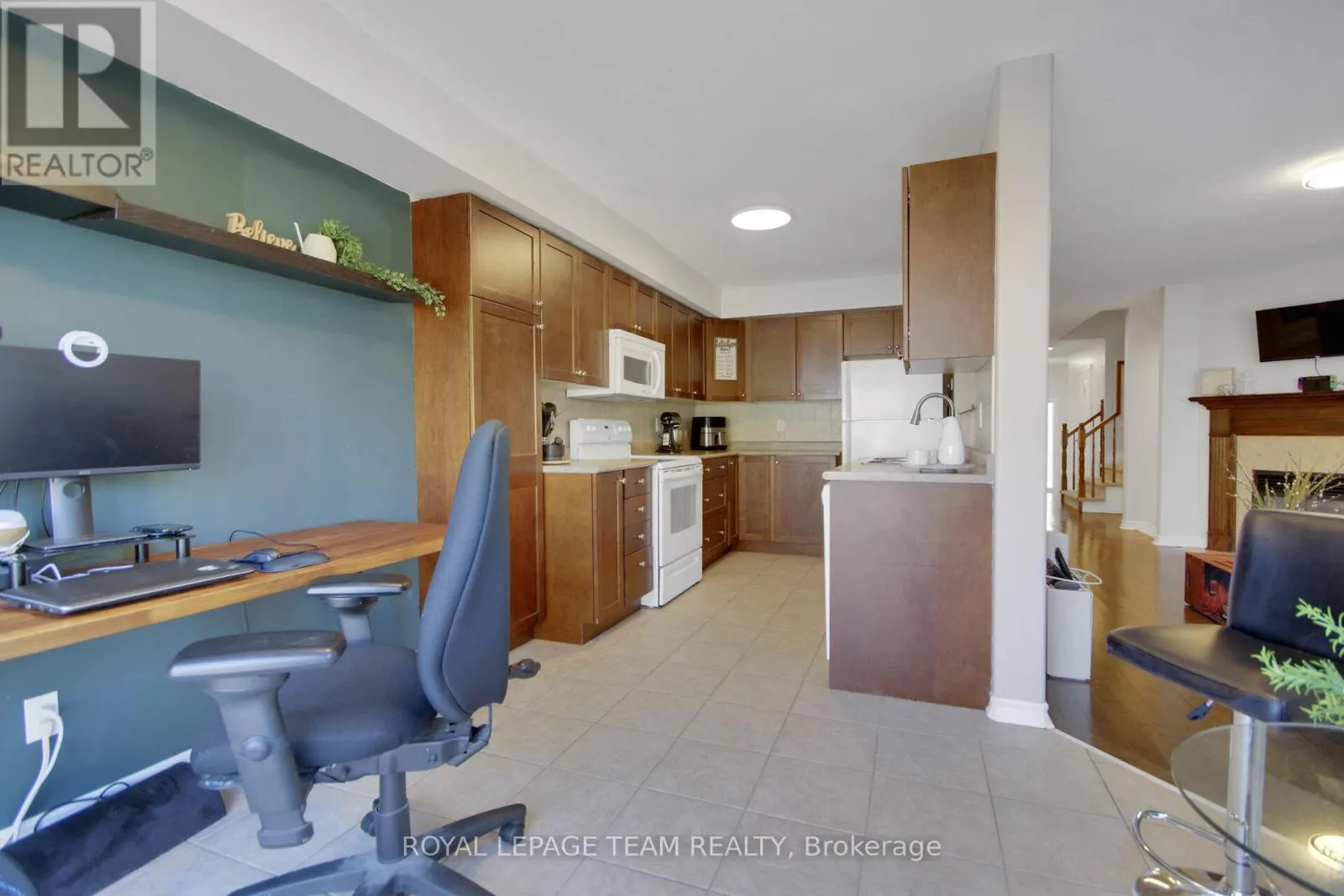 123 TALLTREE CRESCENT