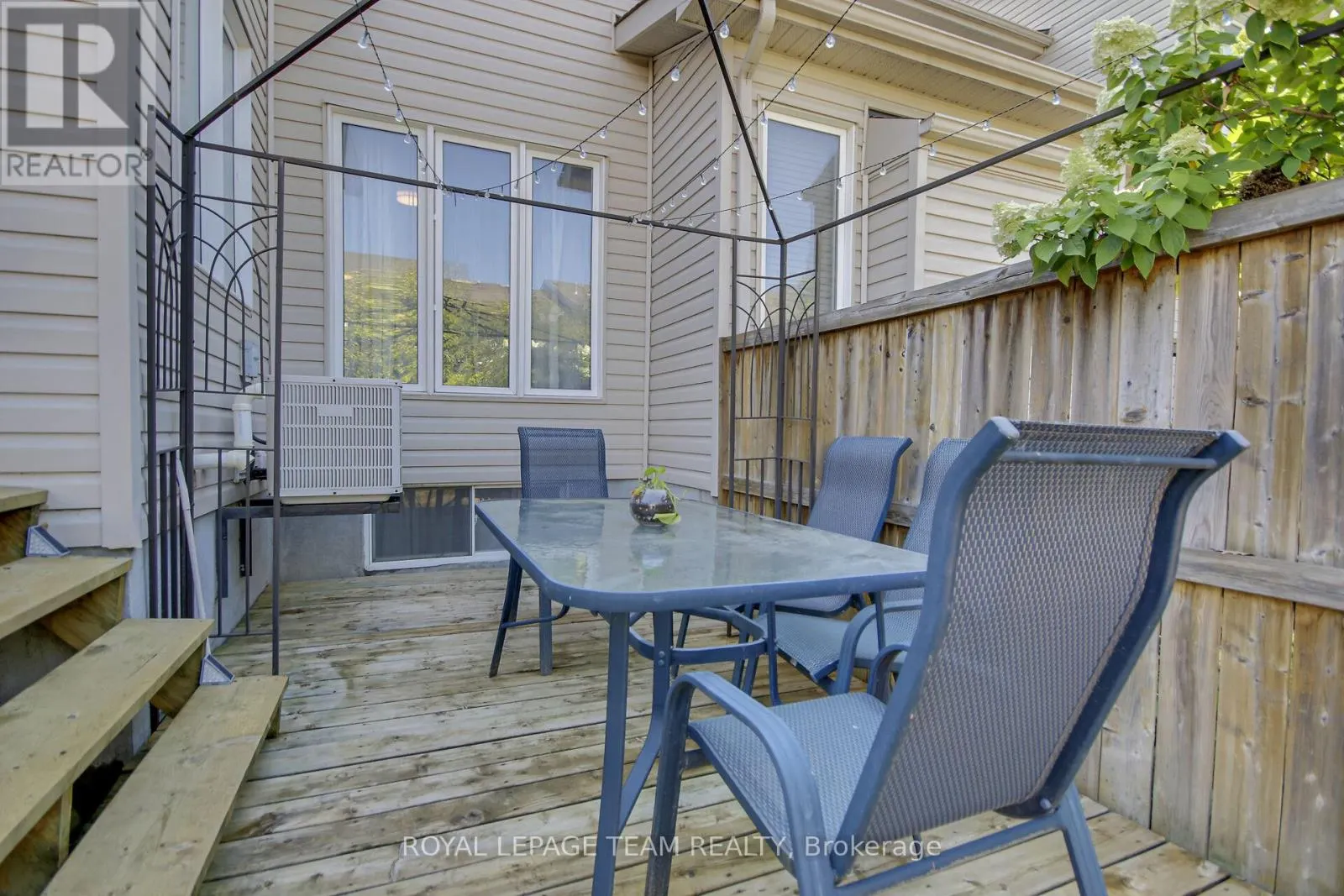 123 TALLTREE CRESCENT