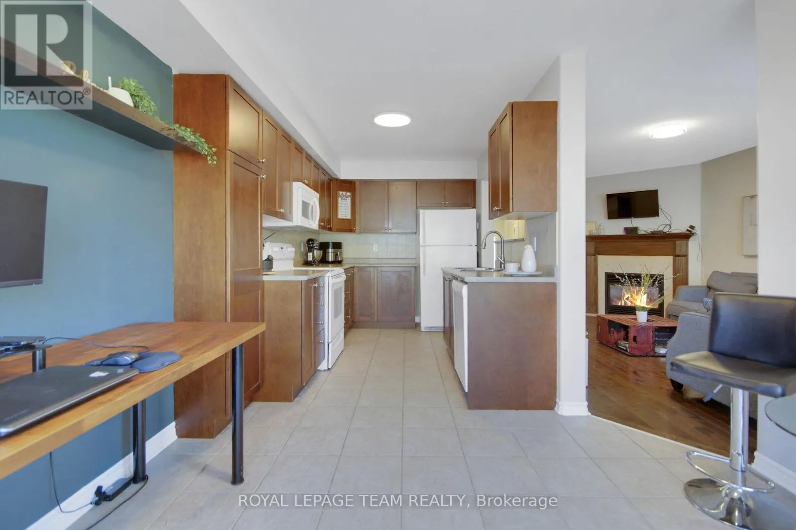 123 TALLTREE CRESCENT