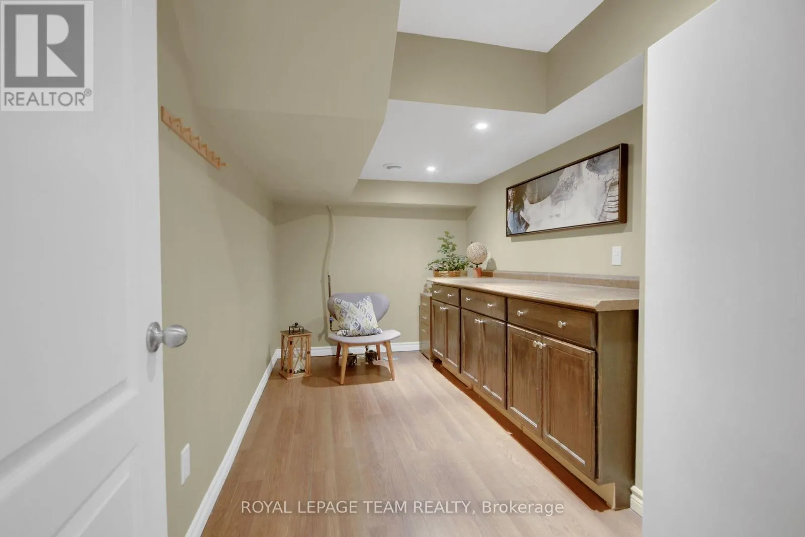 123 TALLTREE CRESCENT