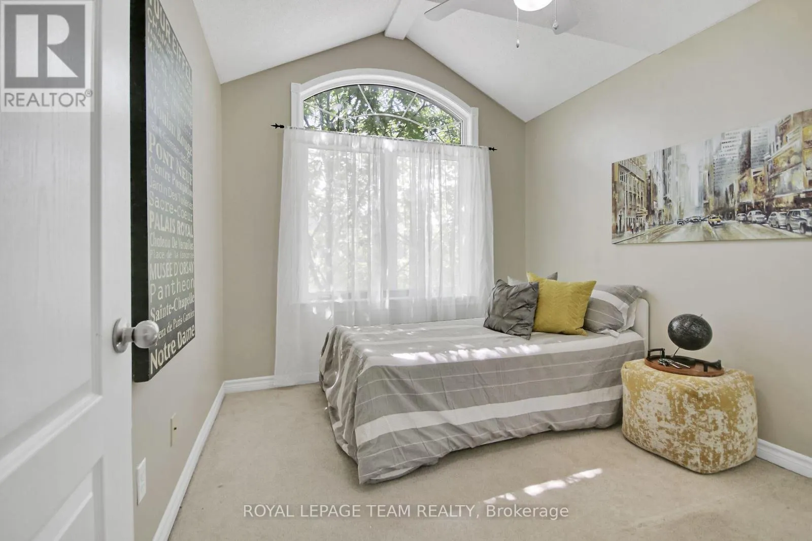 123 TALLTREE CRESCENT