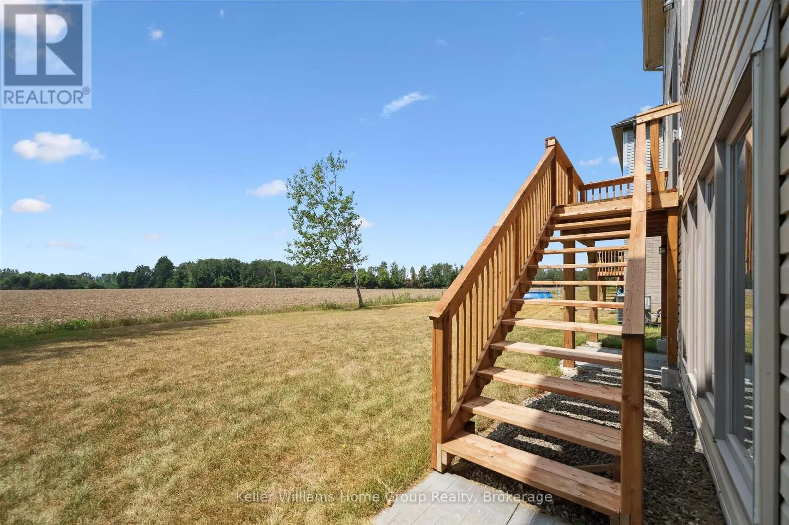 264 REA DRIVE