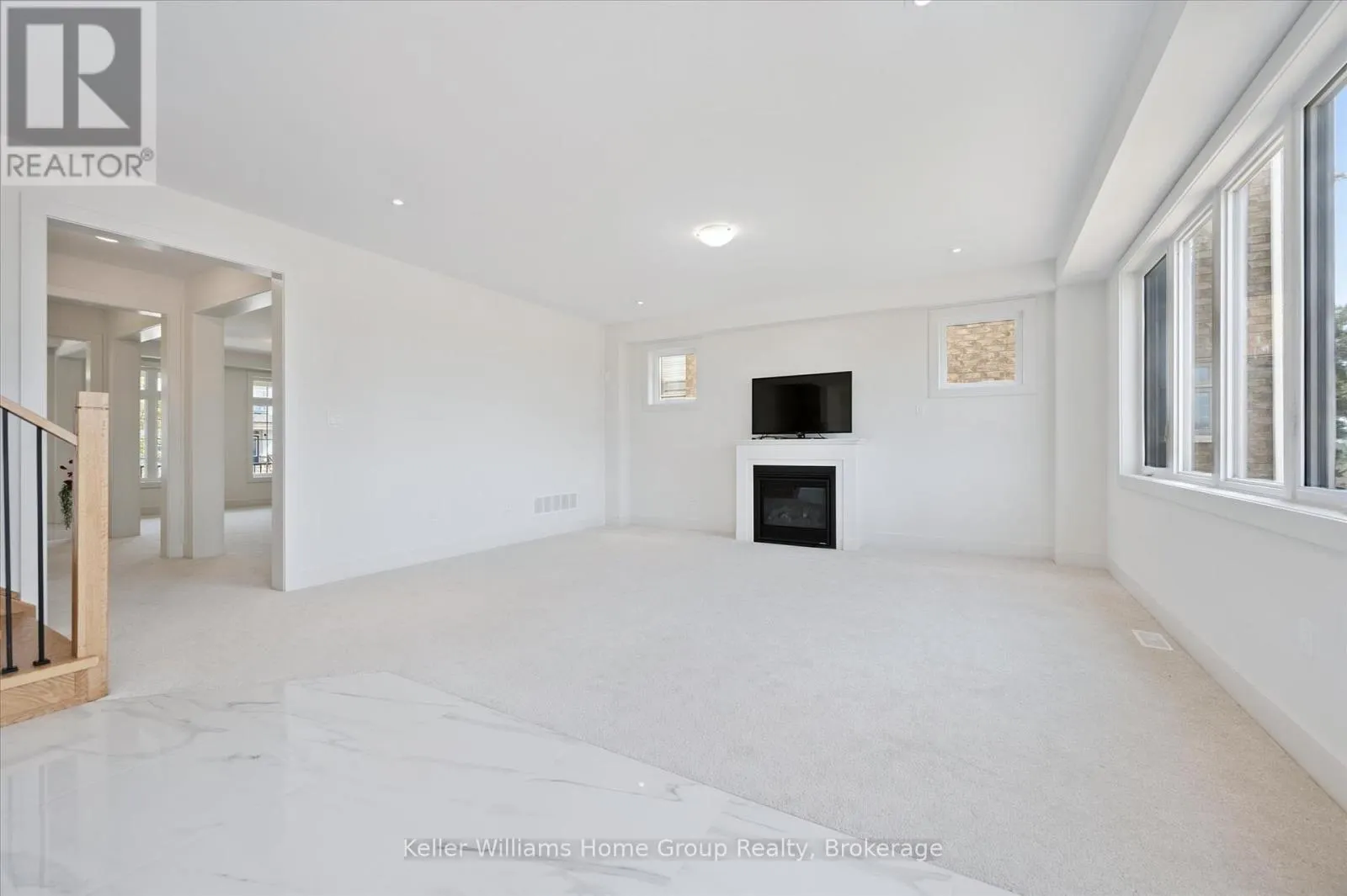 264 REA DRIVE