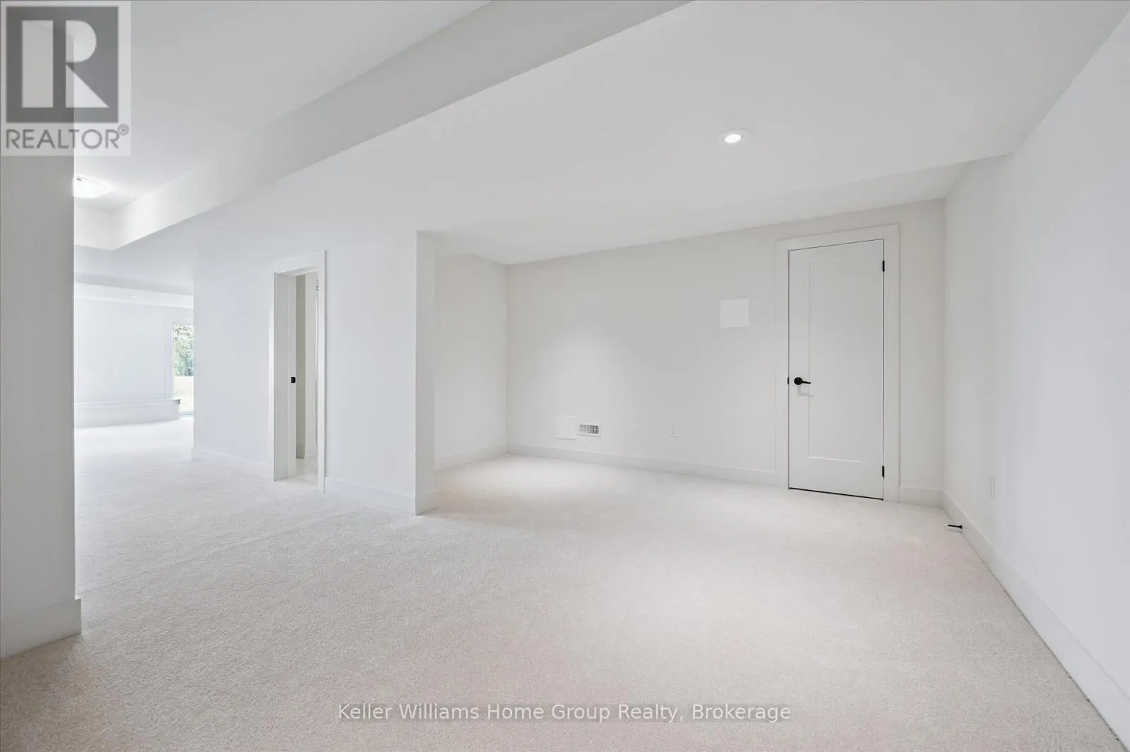 264 REA DRIVE