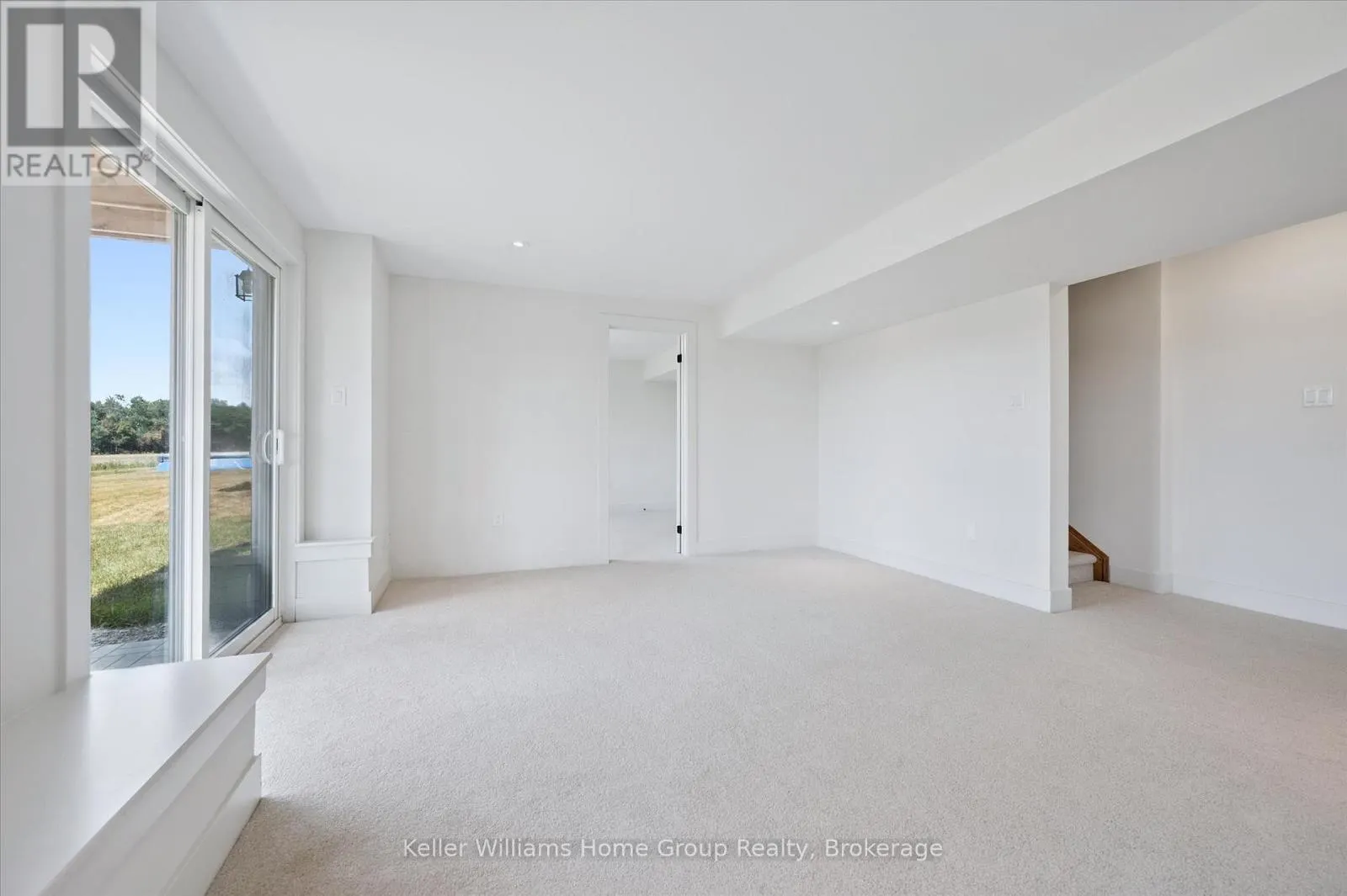 264 REA DRIVE