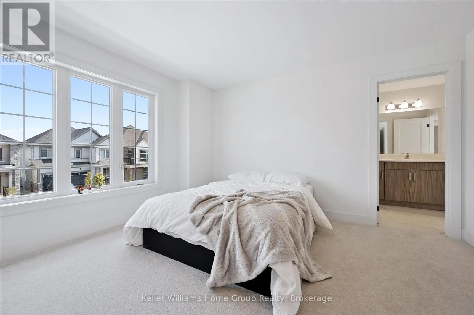 264 REA DRIVE