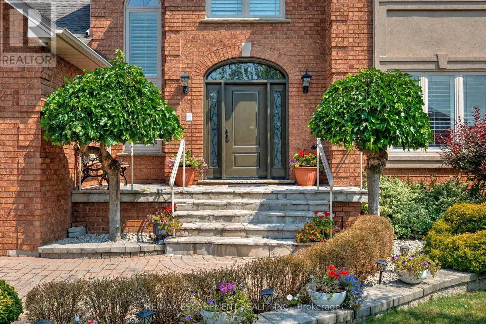 6 EMBASSY DRIVE