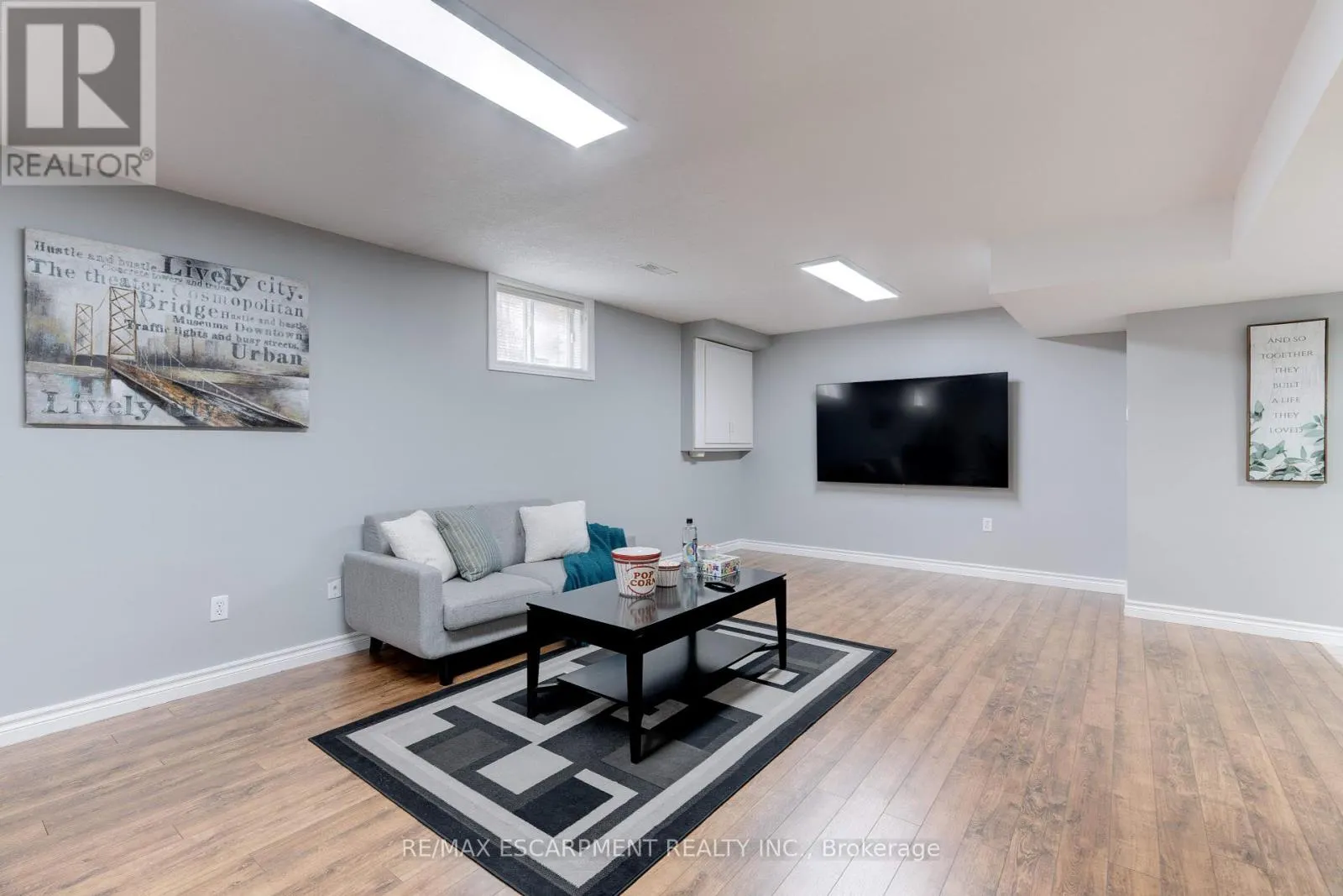 6 EMBASSY DRIVE