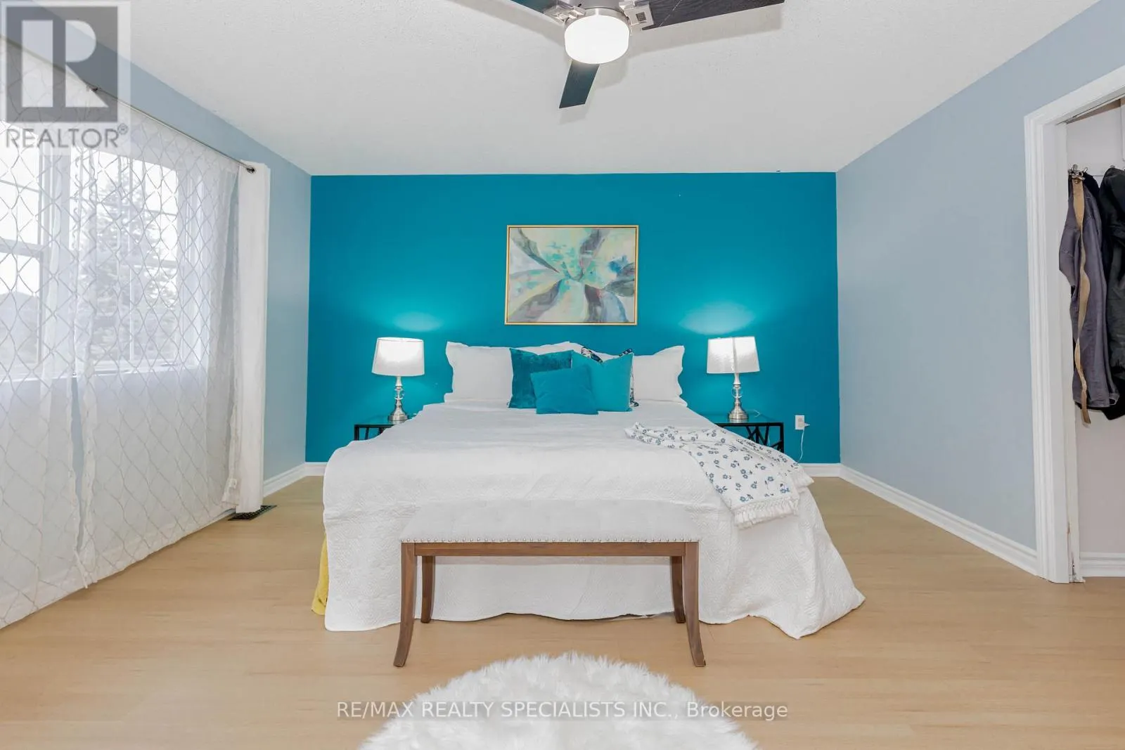 11 WILLOWRIDGE WAY
