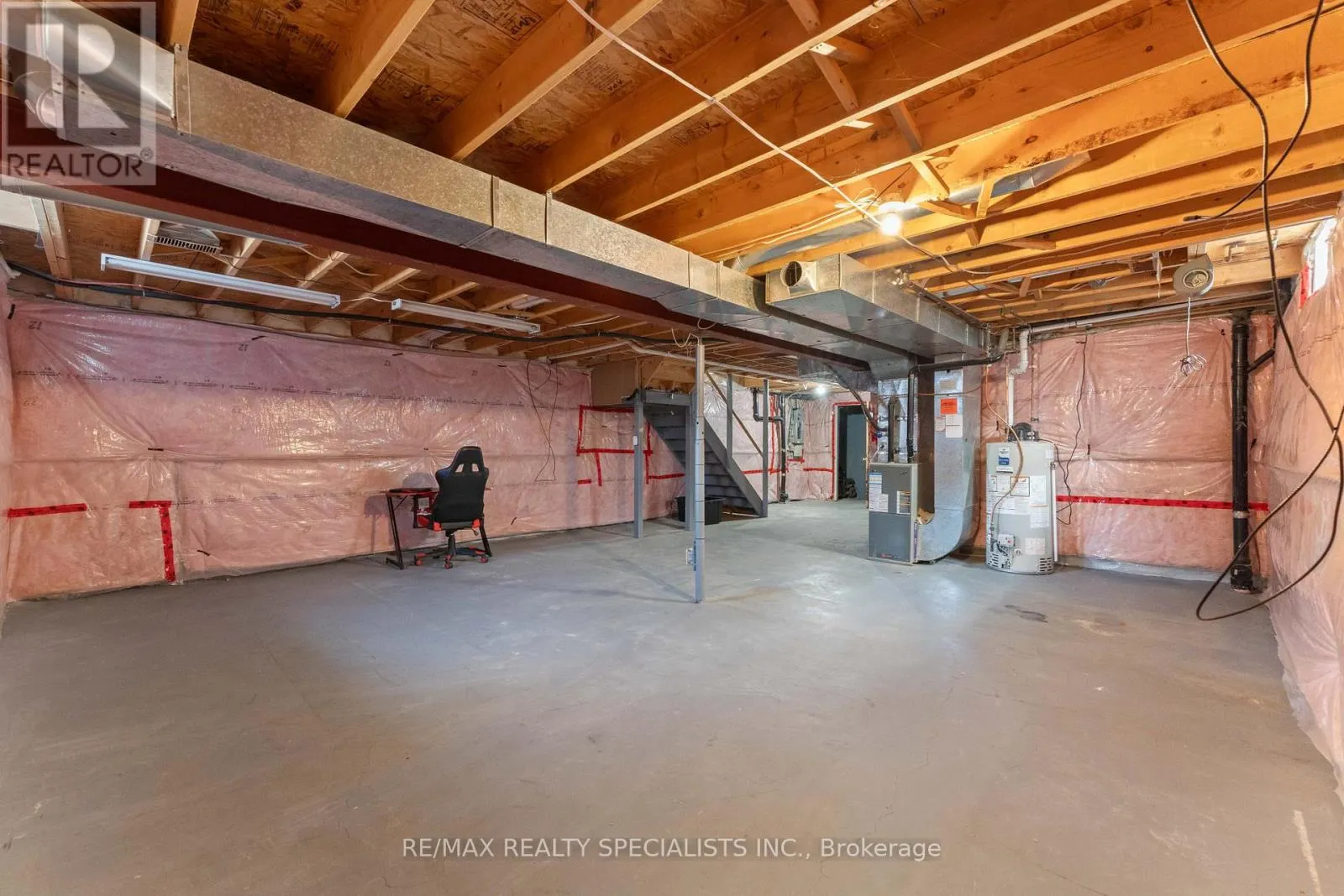 11 WILLOWRIDGE WAY