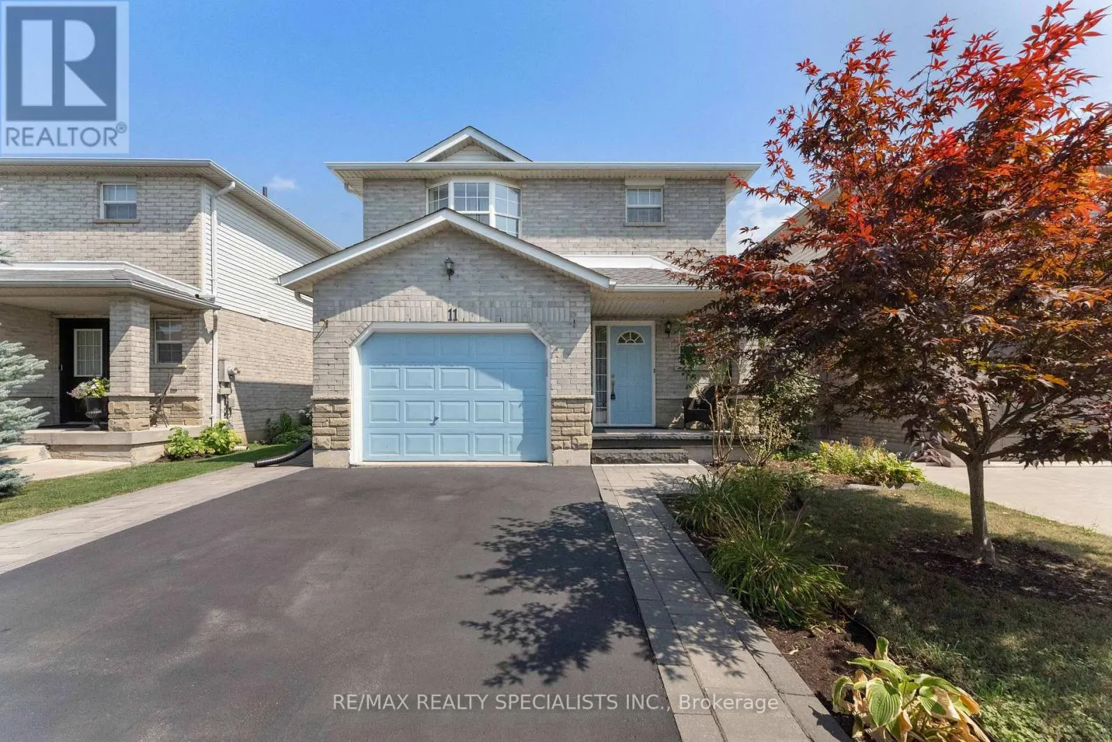 11 WILLOWRIDGE WAY