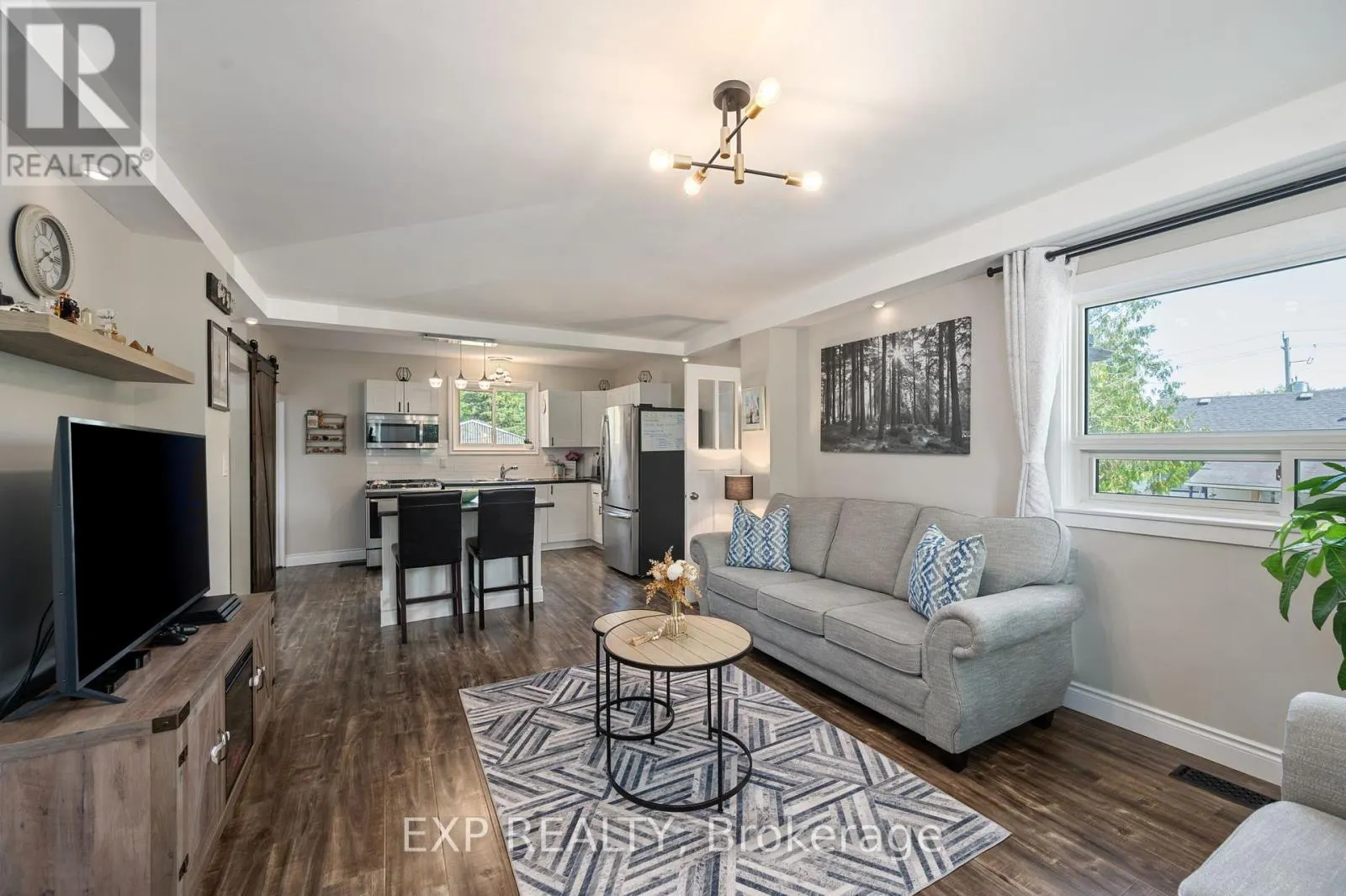 124 CHESTERFIELD AVENUE