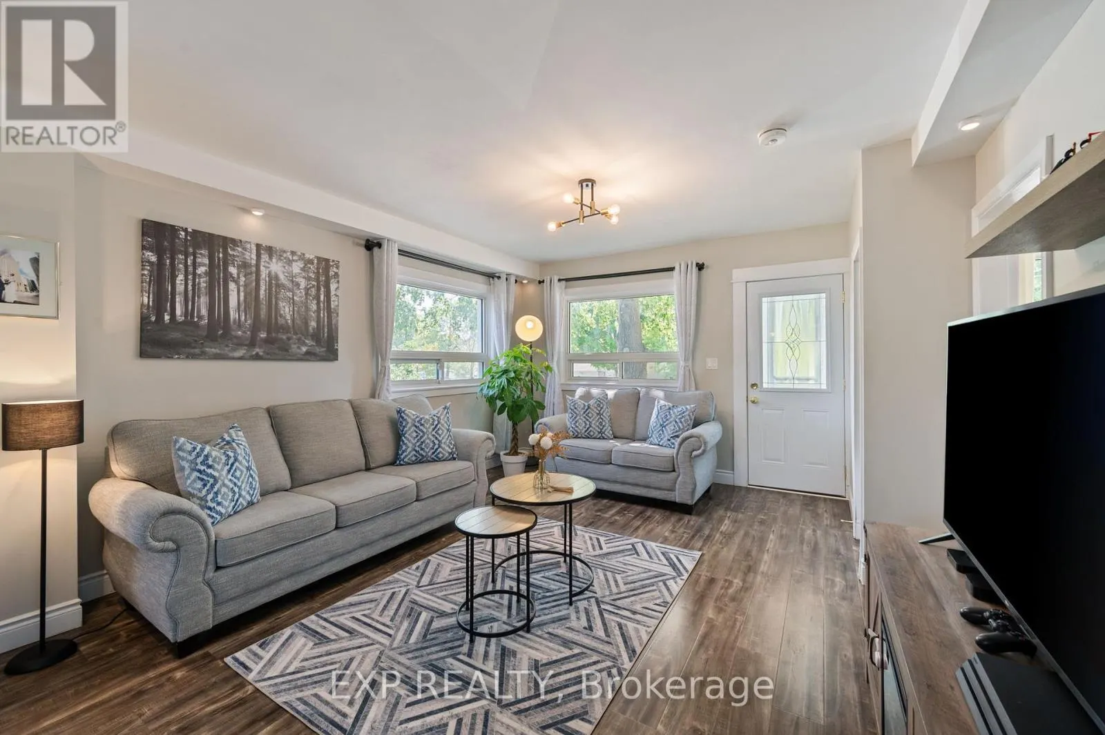 124 CHESTERFIELD AVENUE