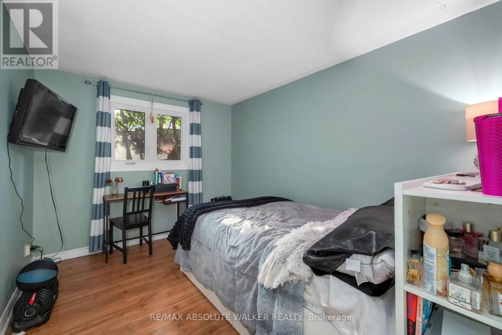 428 HATFIELD CRESCENT