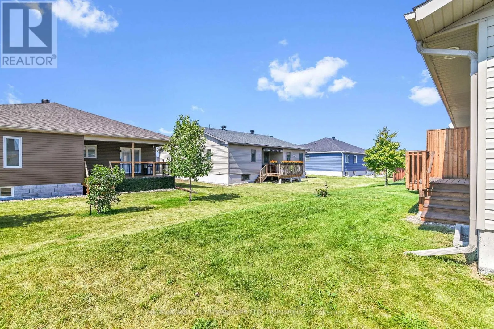 35 OTTERIDGE DRIVE