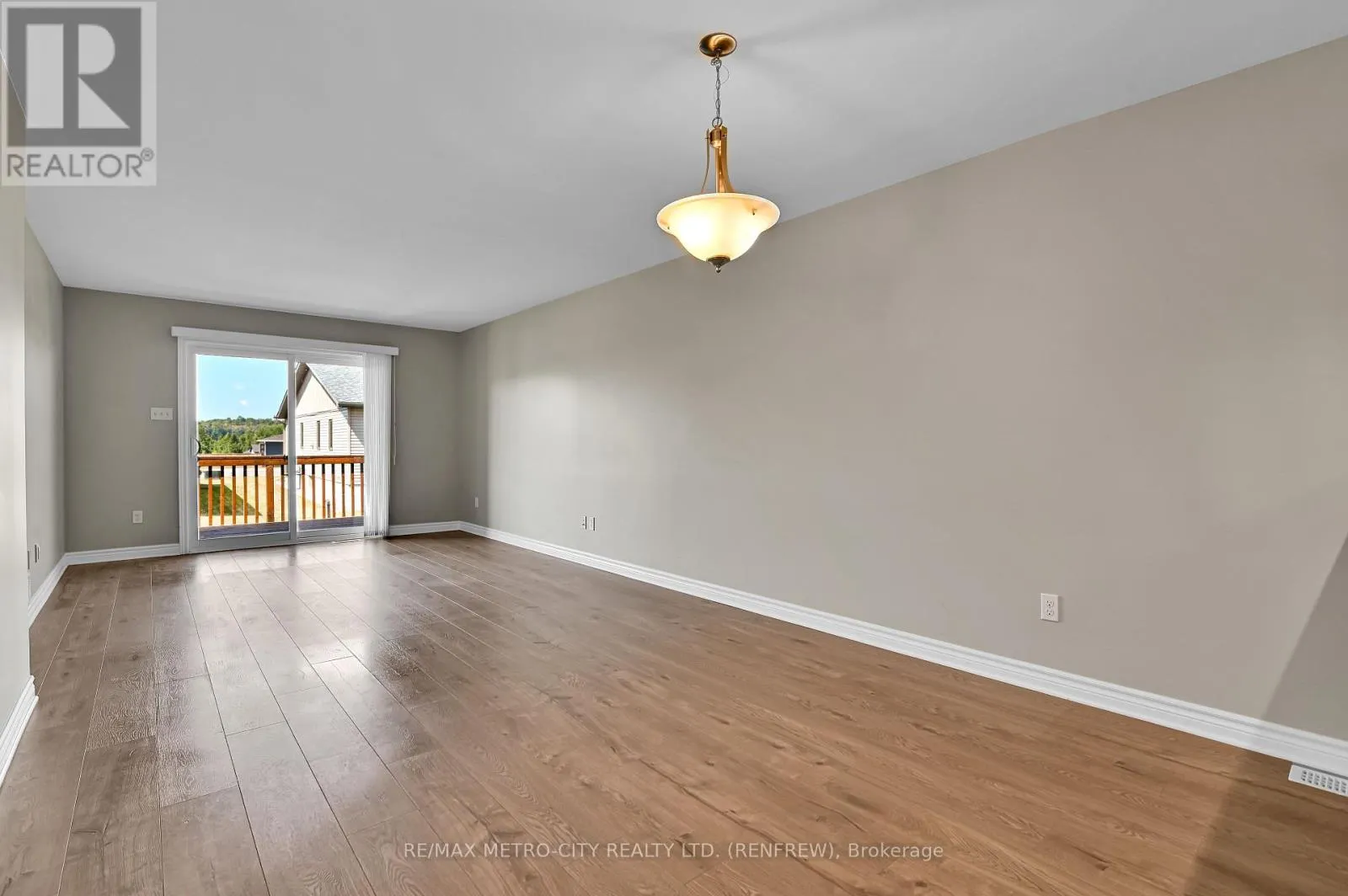 35 OTTERIDGE DRIVE