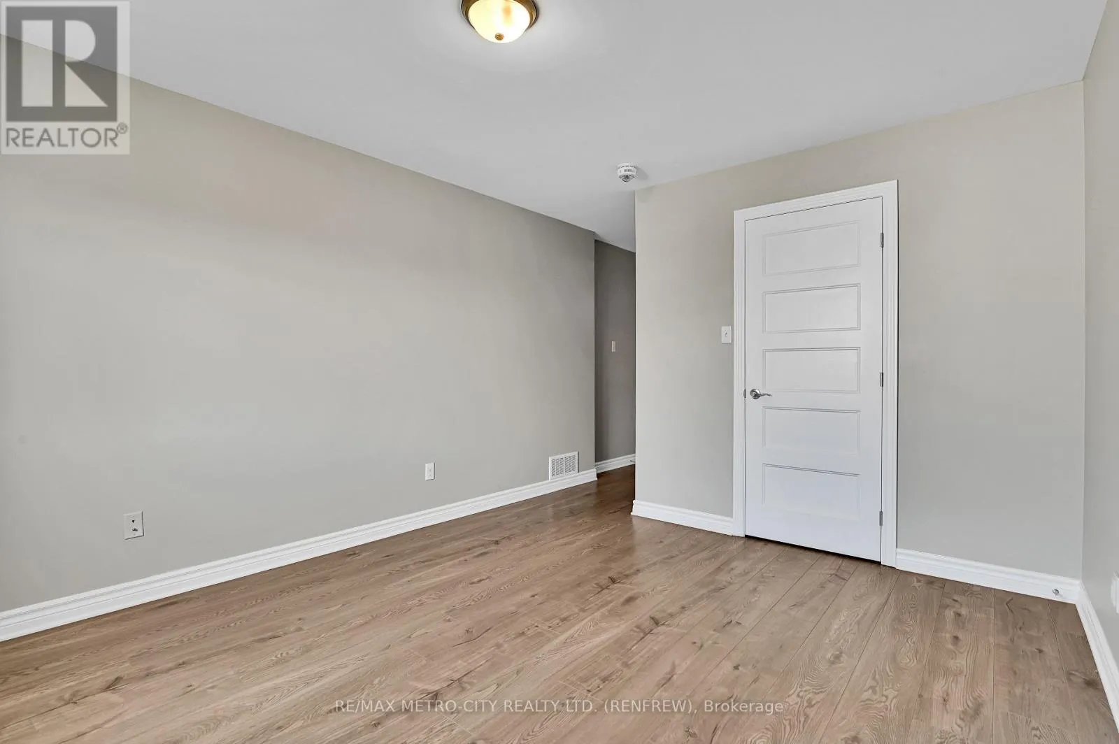 35 OTTERIDGE DRIVE