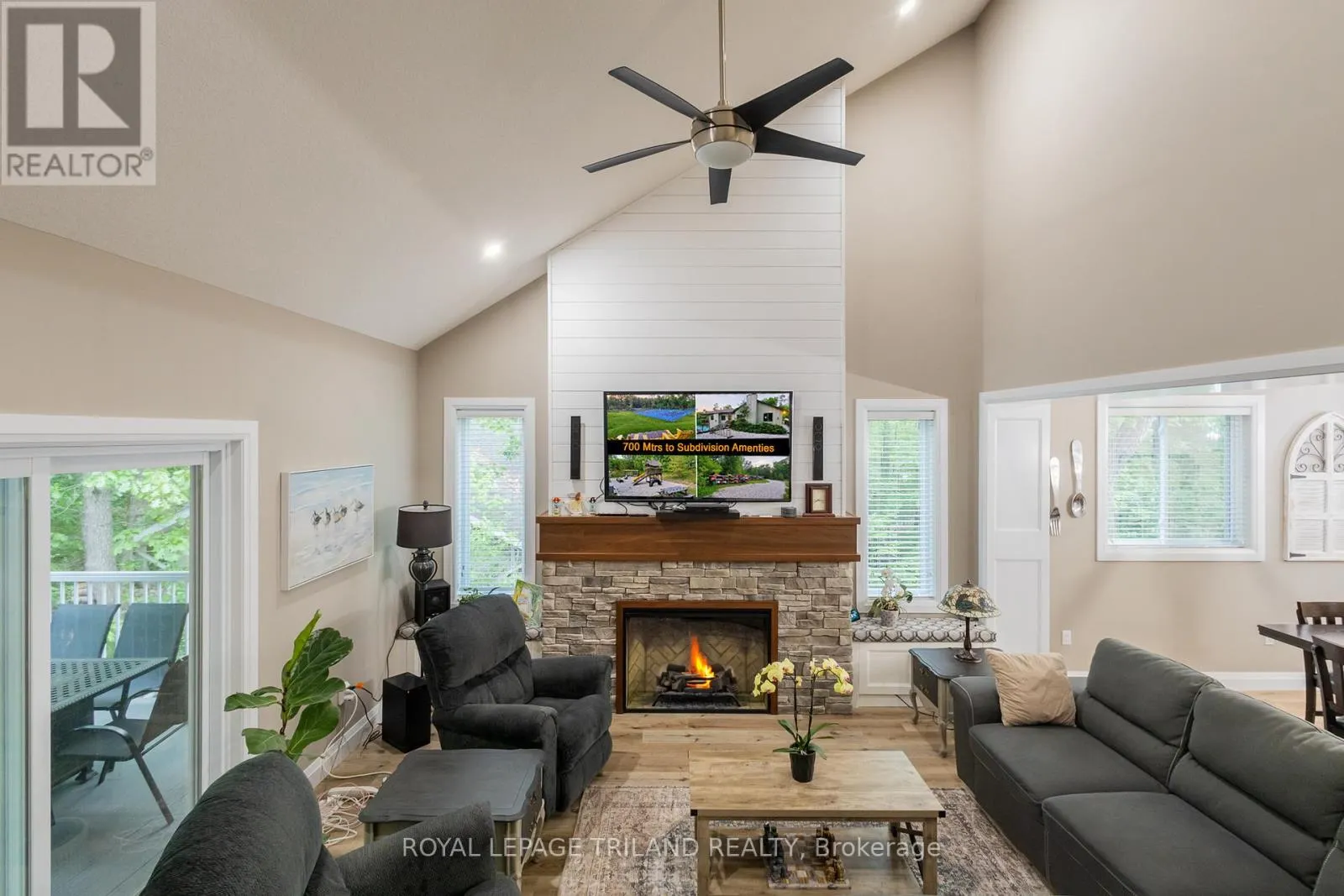 10124 SANDALWOOD CRESCENT
