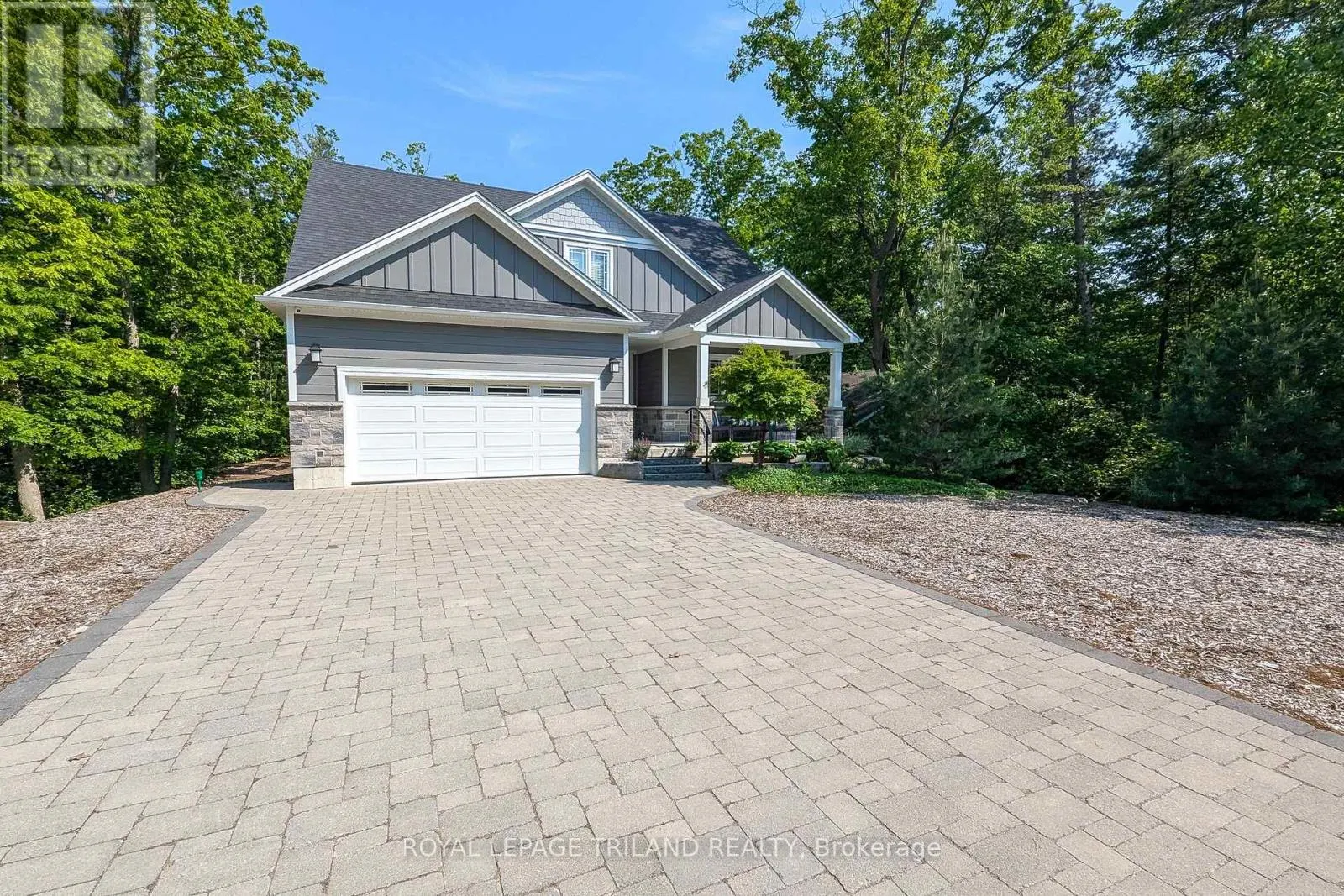 10124 SANDALWOOD CRESCENT
