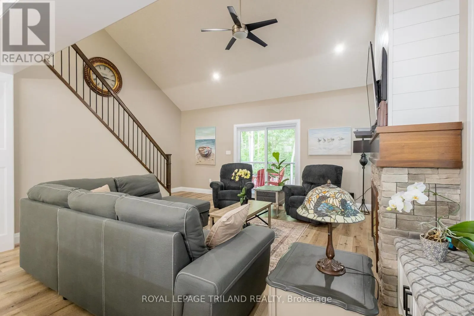 10124 SANDALWOOD CRESCENT
