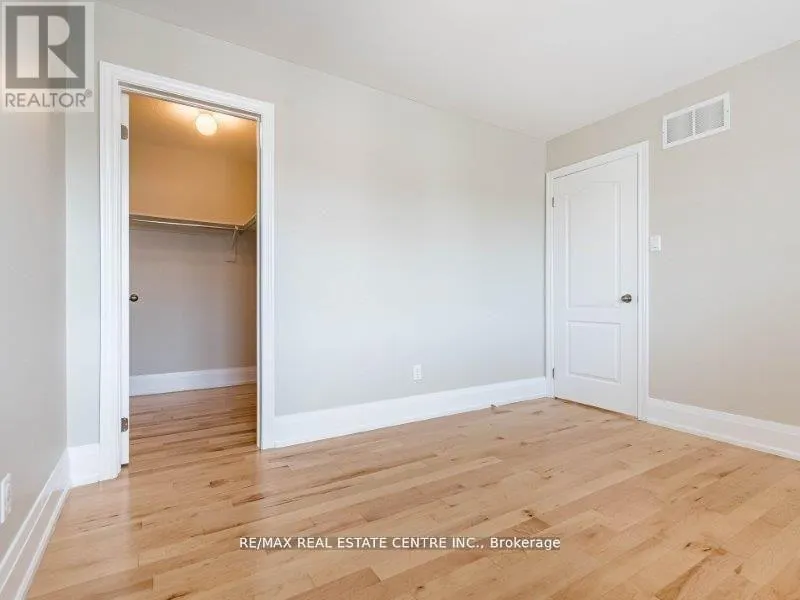 4 PANORAMA WAY