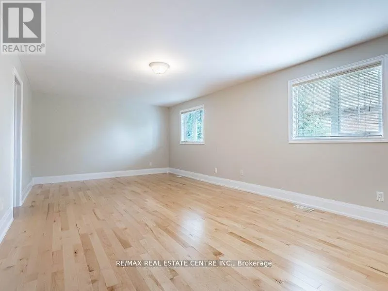 4 PANORAMA WAY