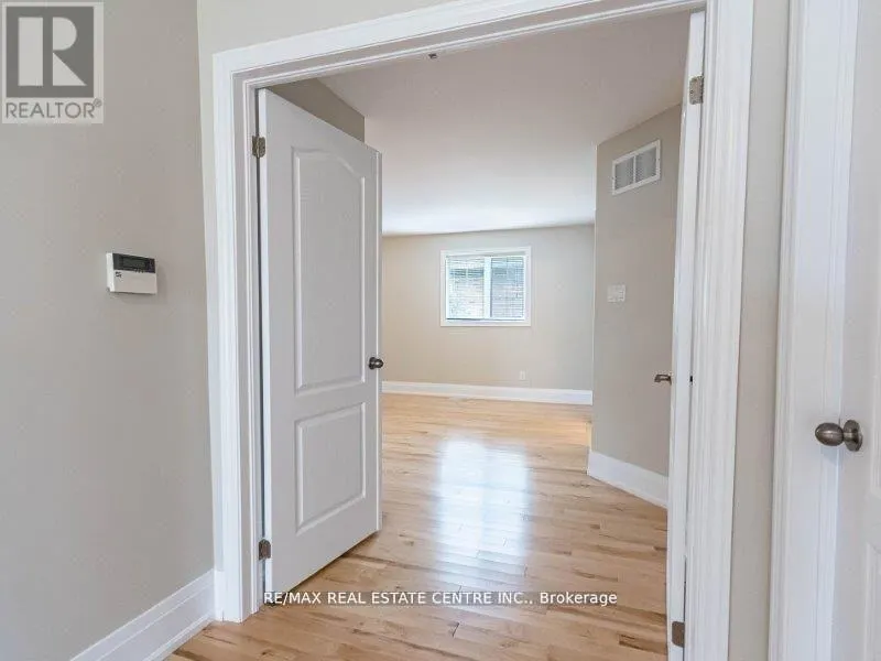 4 PANORAMA WAY